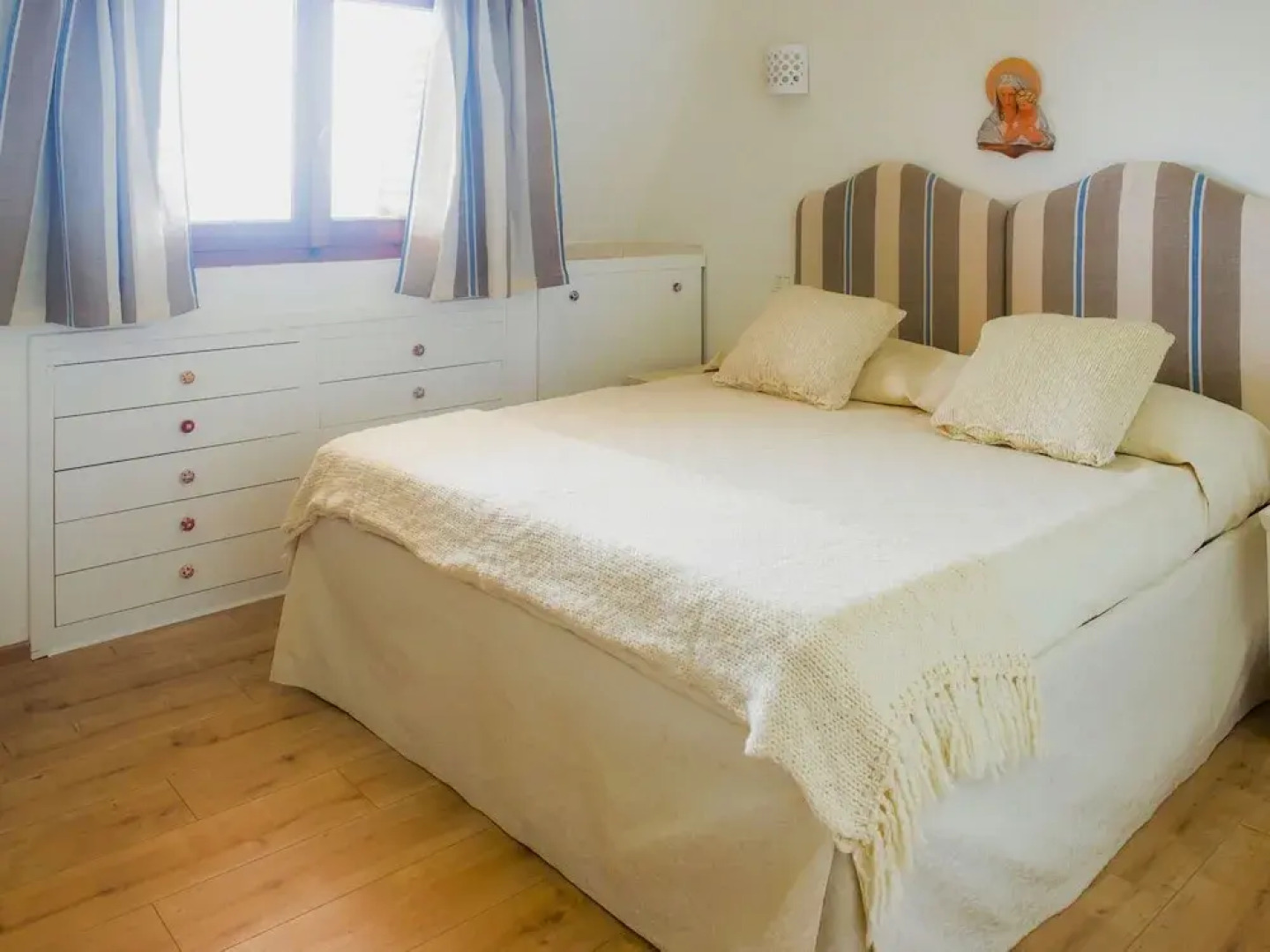 Luxurious Villa in Sirolo With Swimming Pool