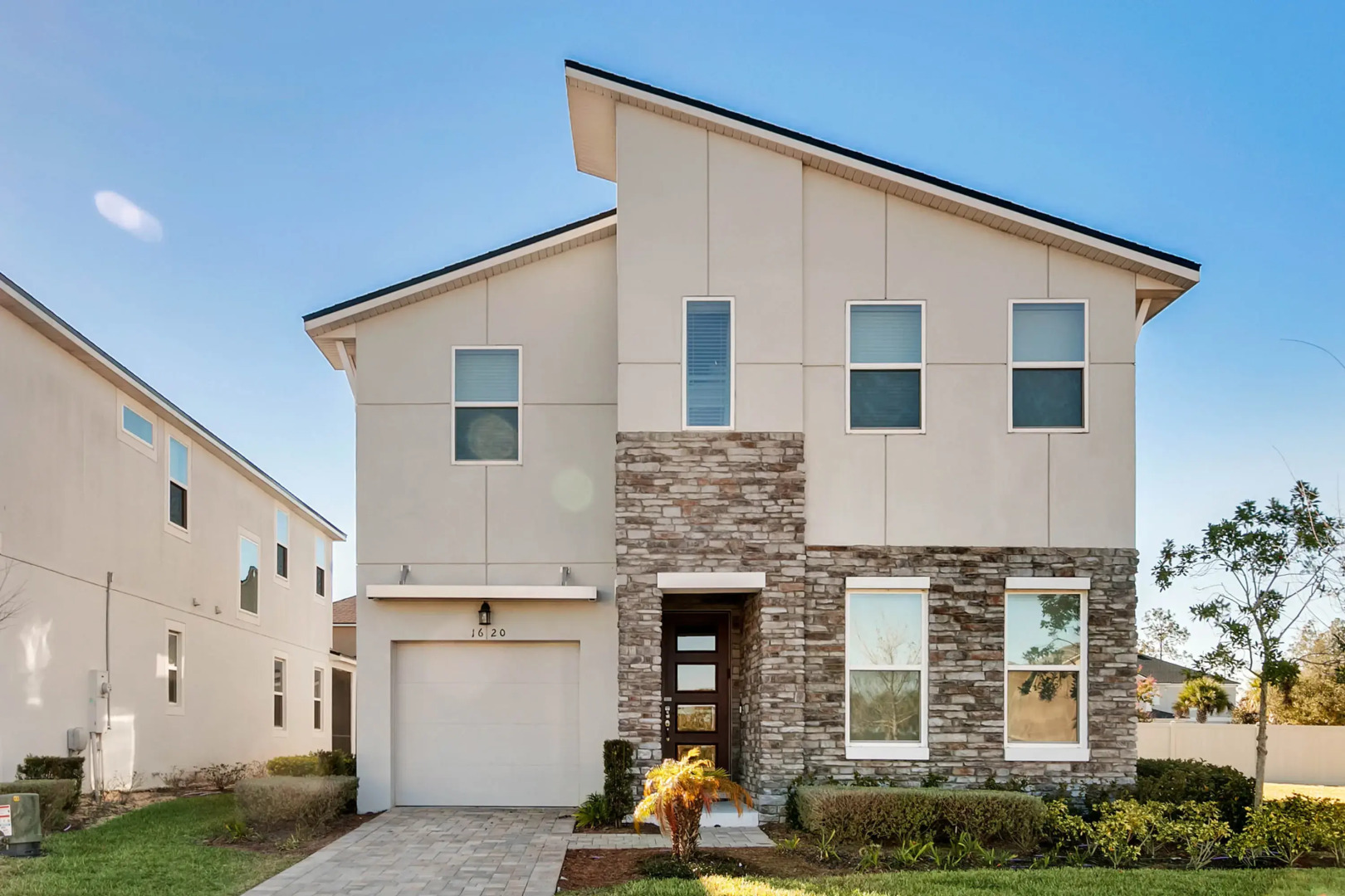 5 Bedrooms / 5.5 Bathrooms / Solara (1620 HG), Kissimmee, US