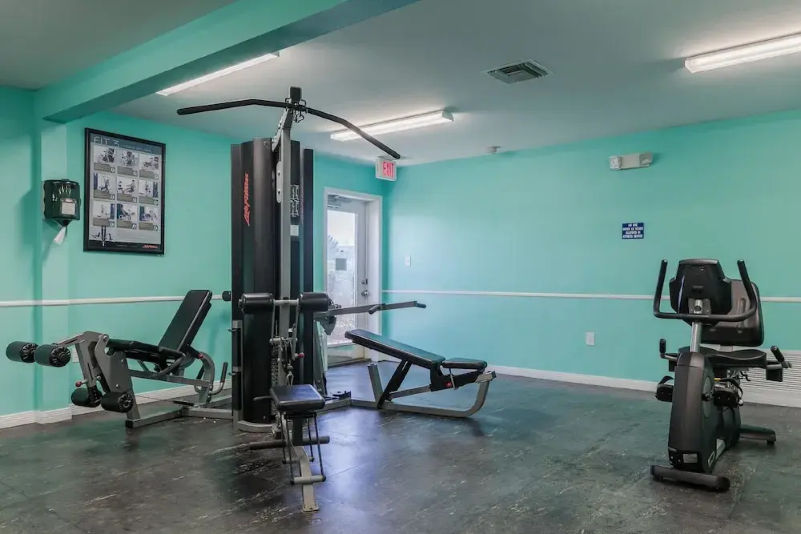 Seaside Beach and Raquet 4710