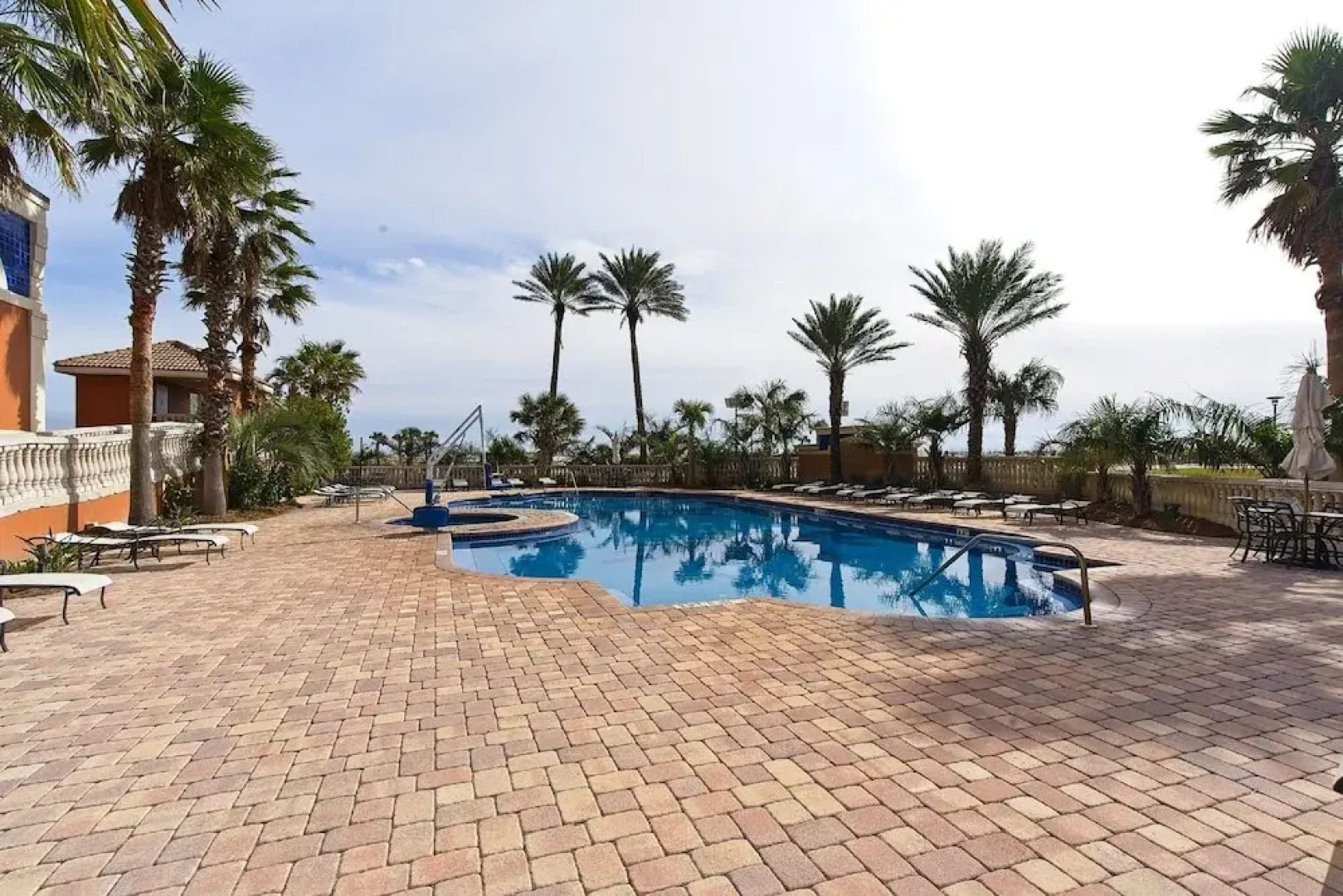 3 Portofino 1908 at Pensacola Beach