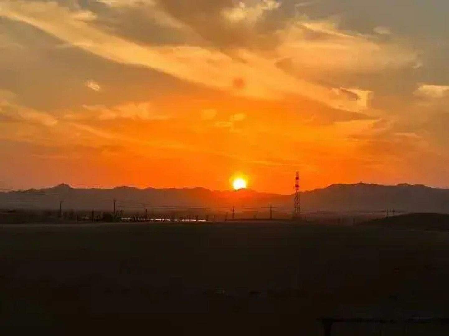 Zhongwei Daxing Night Desert Camp