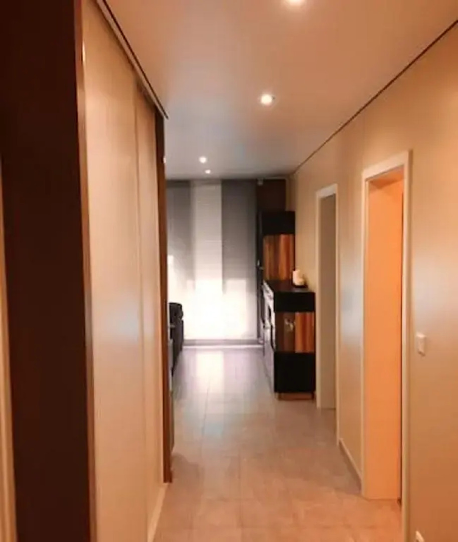 Appartement de 2 chambres avec balcon et wifi a Apach