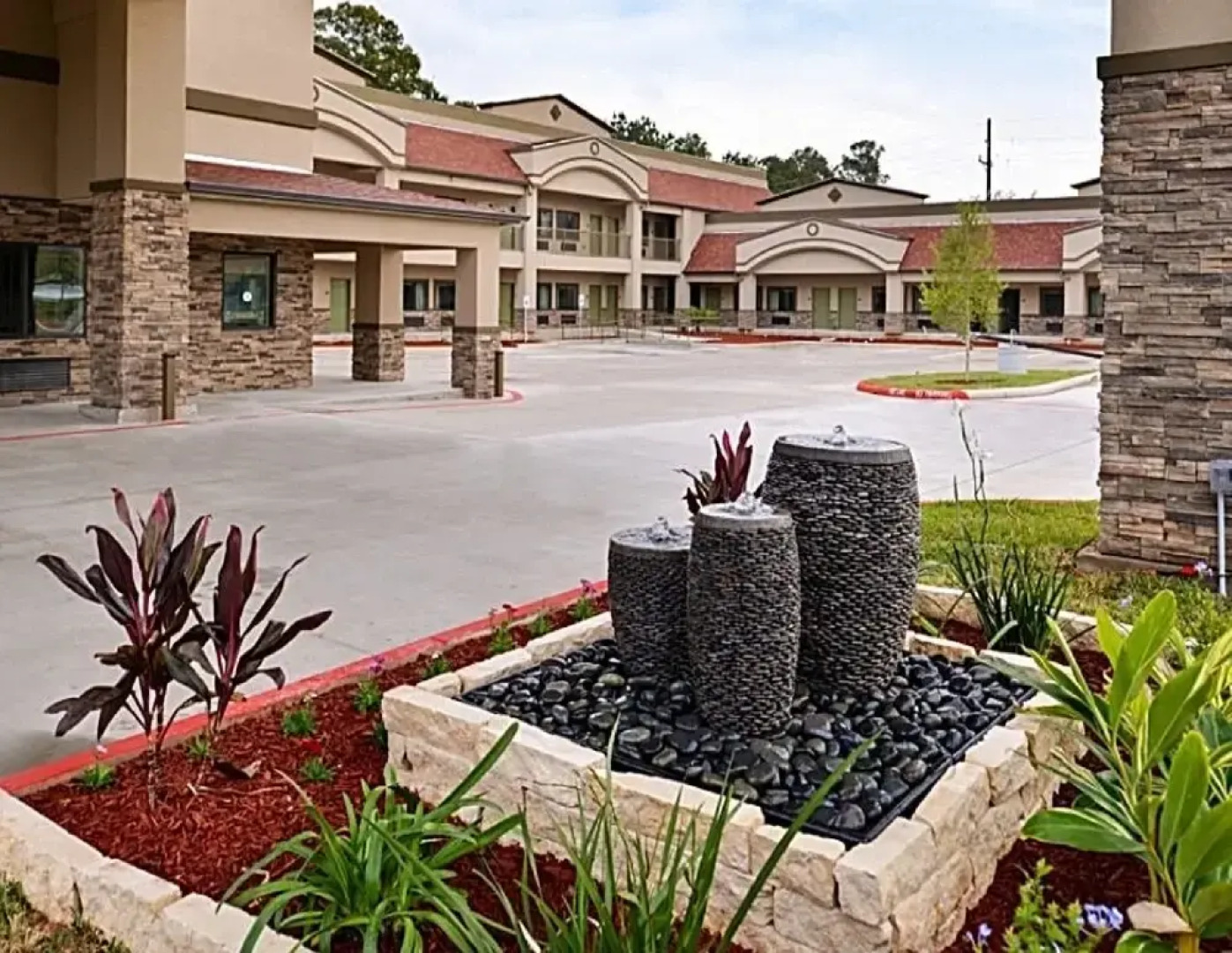 Scottish Inn & Suites
