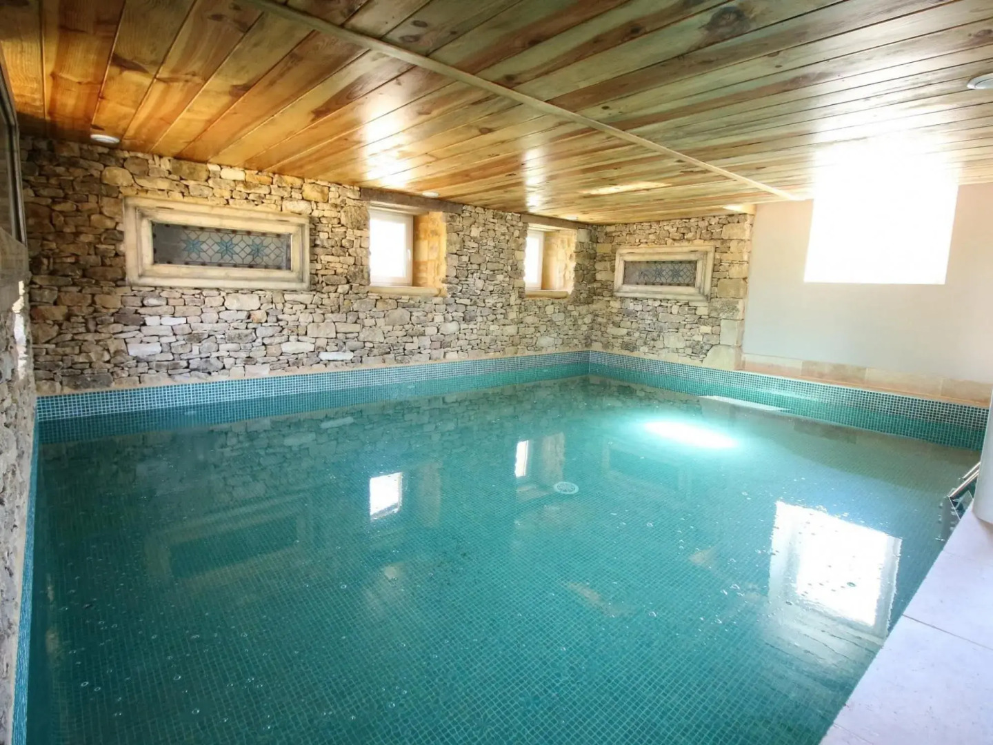 Nice holiday home in Nouvelle-Aquitaine with indoor pool