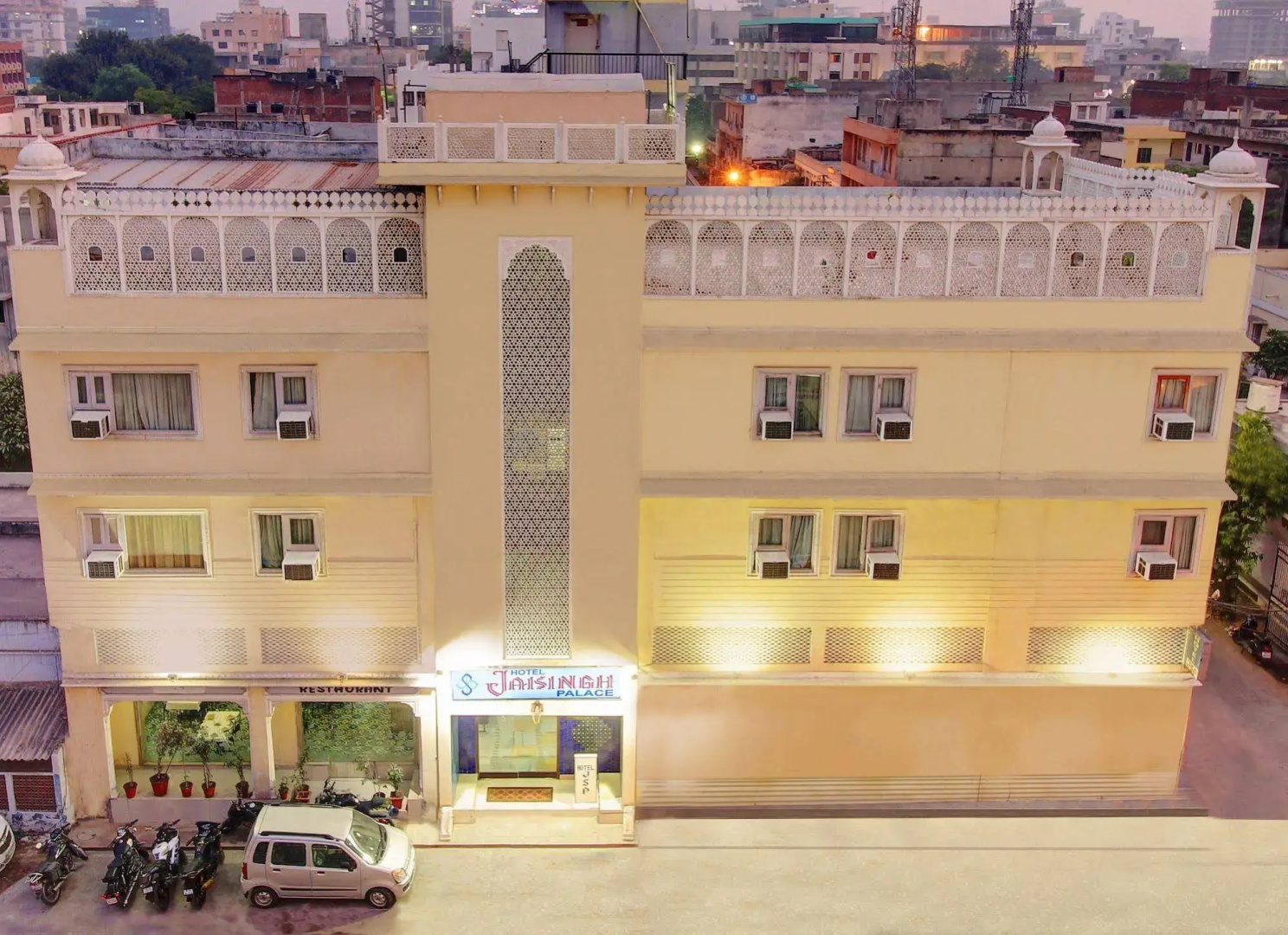 Hotel Jaisingh Palace