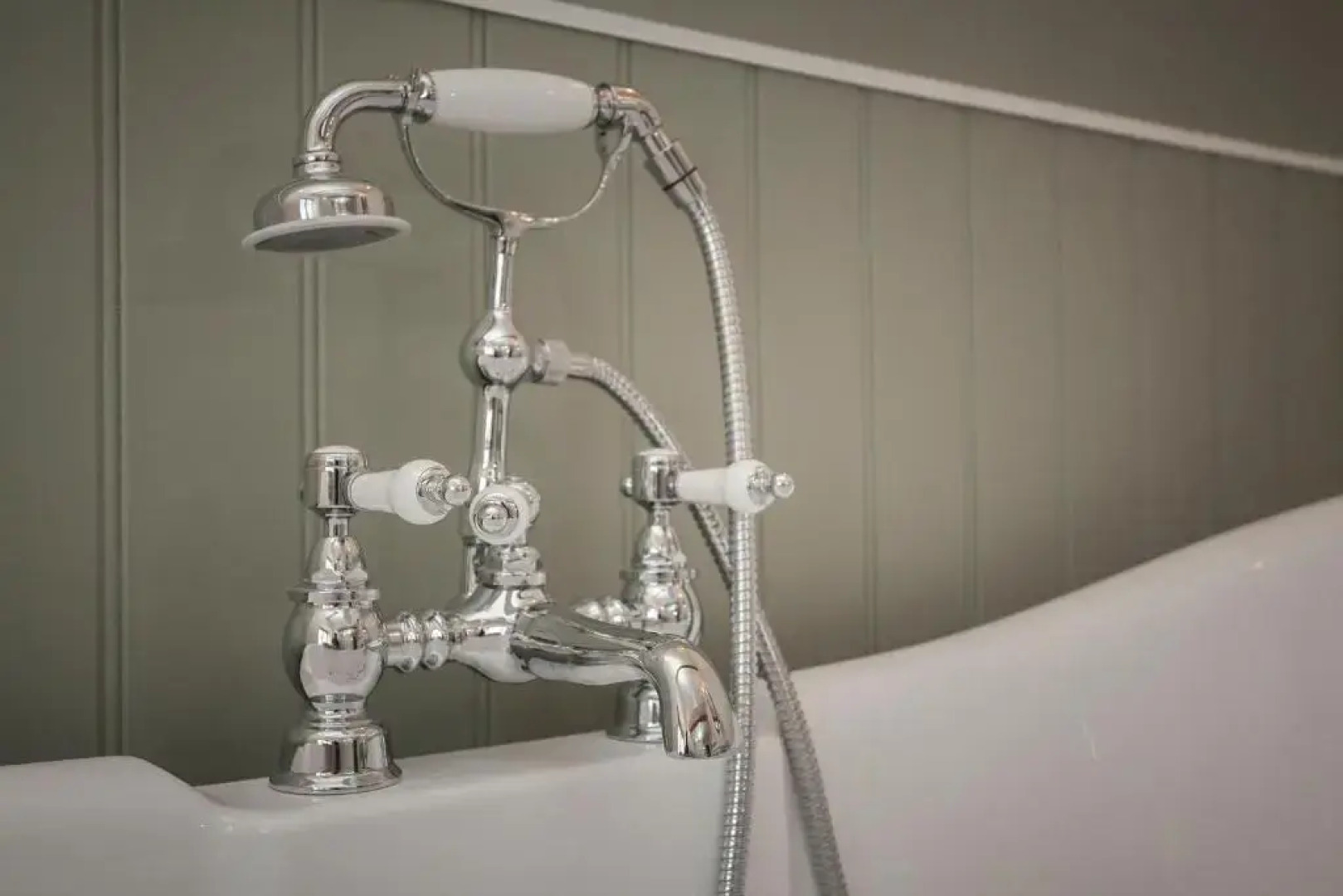 Three Little Pigs Luxury Cottage