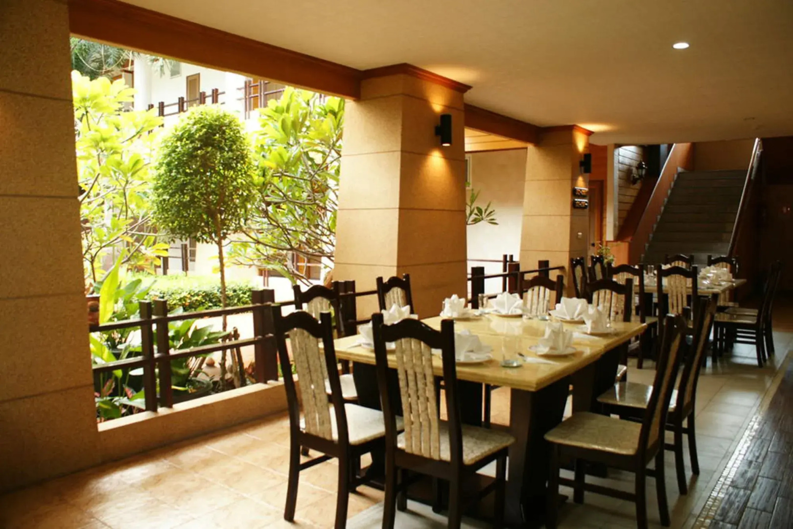 Juntra Resort and Hotel