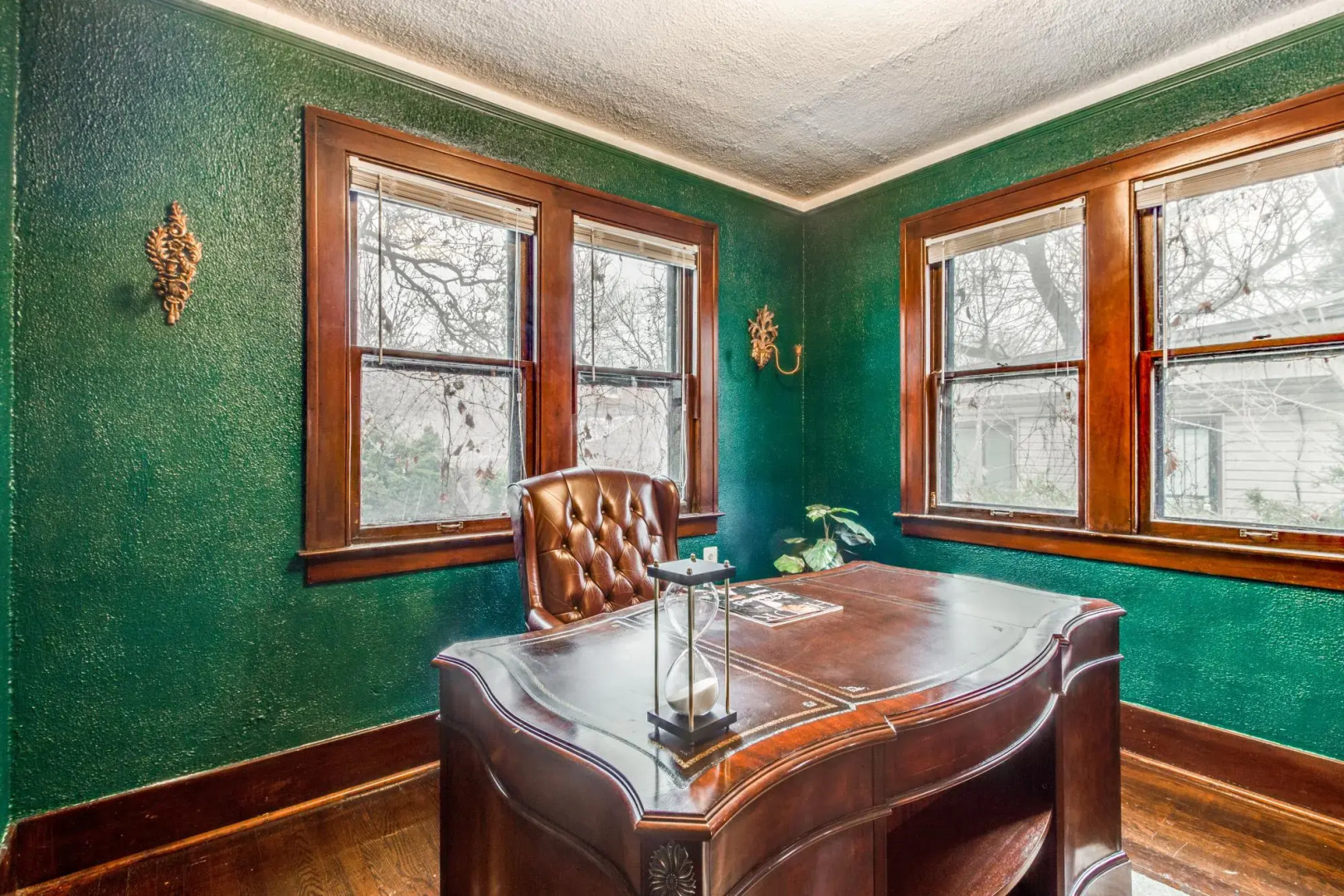 Glamorous Green Beauty