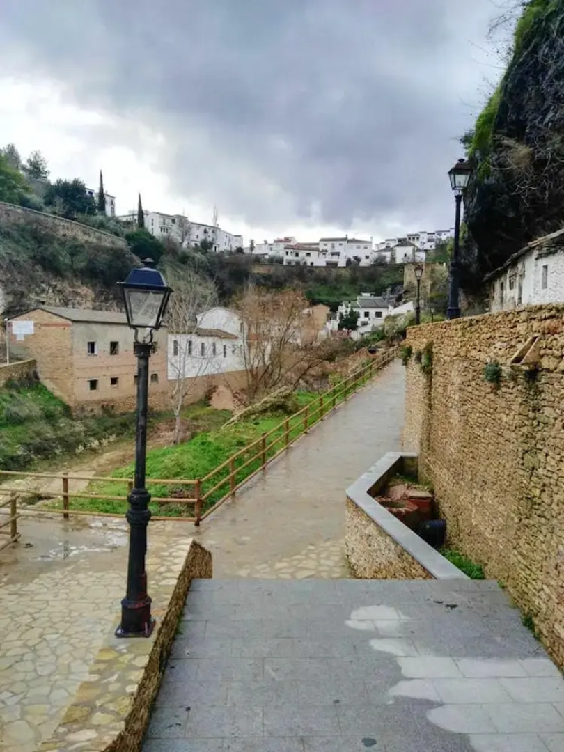Apartment With 3 Bedrooms in Setenil de las Bodegas, With Wonderful City View, Terrace and Wifi