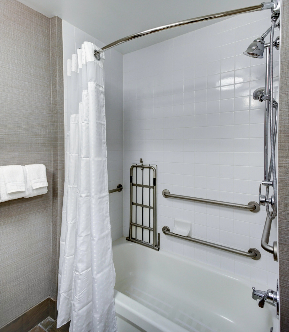 Holiday Inn Savannah Historic District by IHG