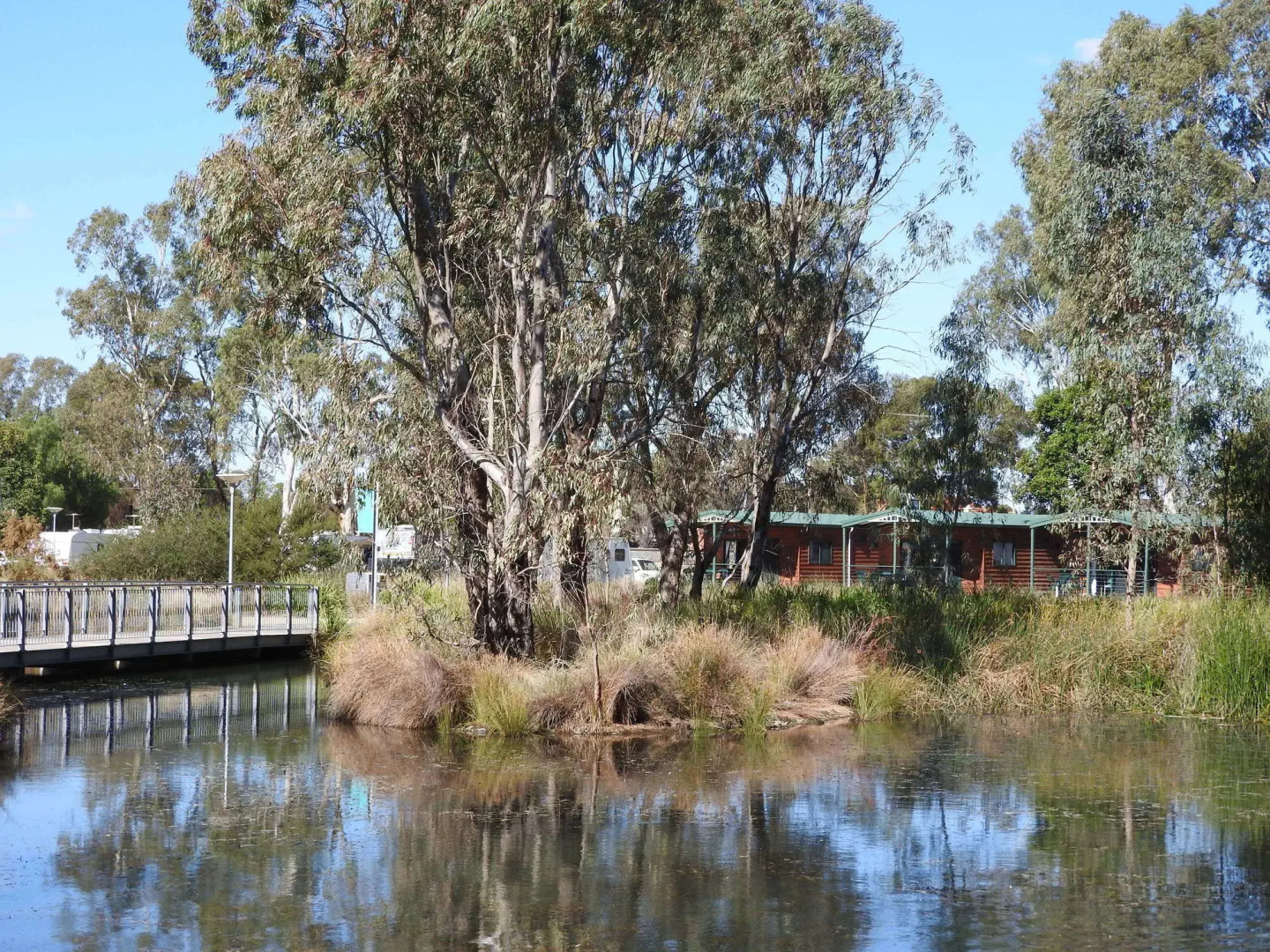 Victoria Lake Holiday Park