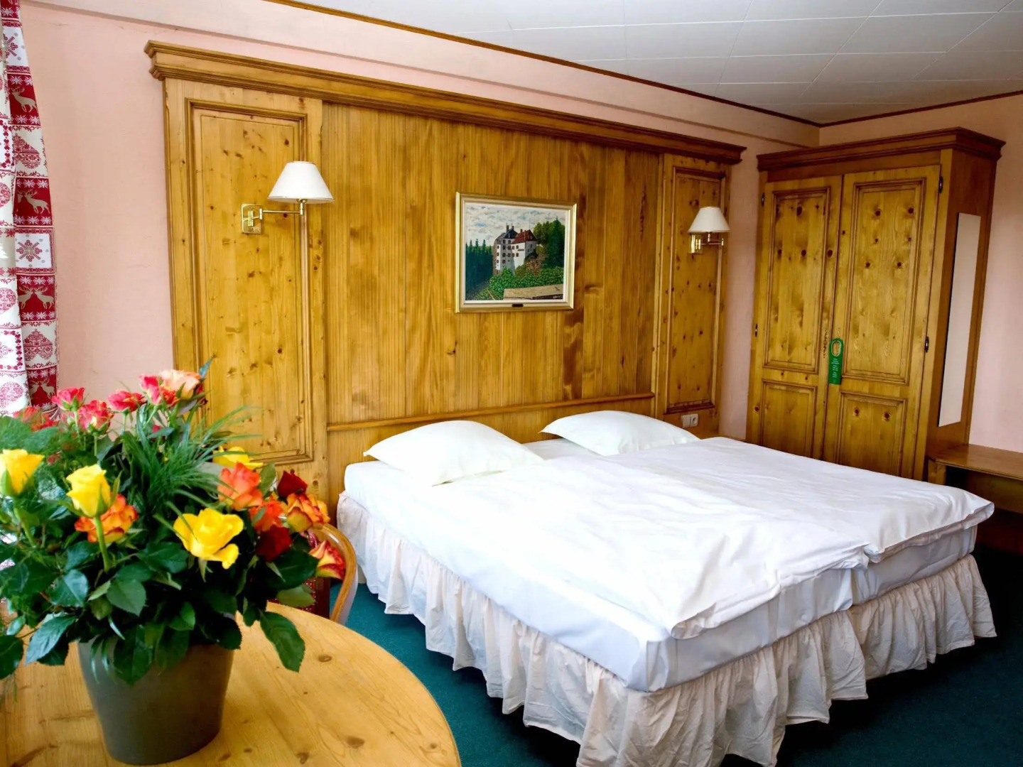 Hôtel Restaurant Aux Trois Roses