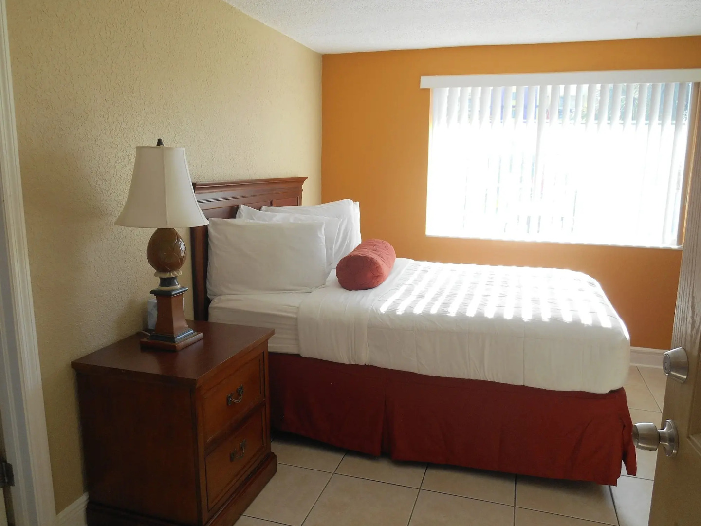 The Bayside Inn & Marina