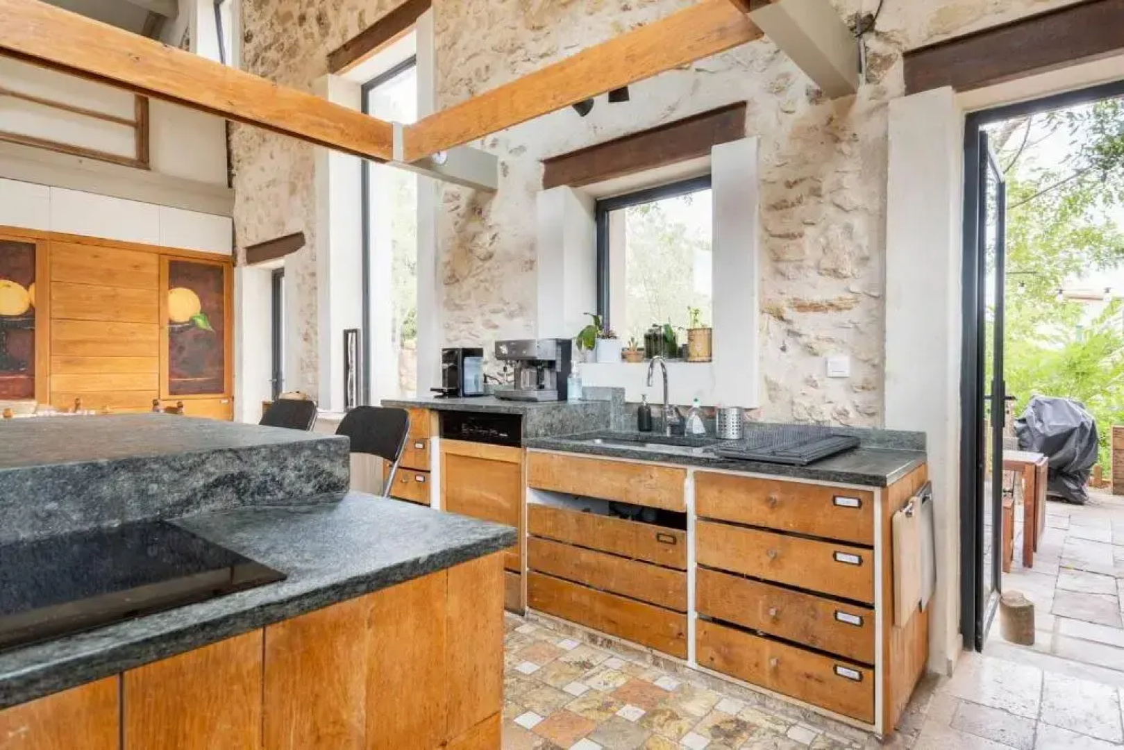 Charming villa in the countryside with swimmingpool