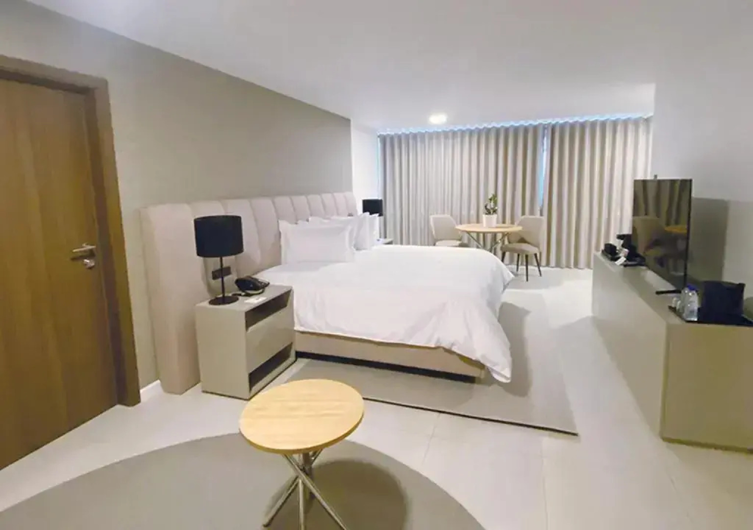 Eurobuilding Tama San Cristobal