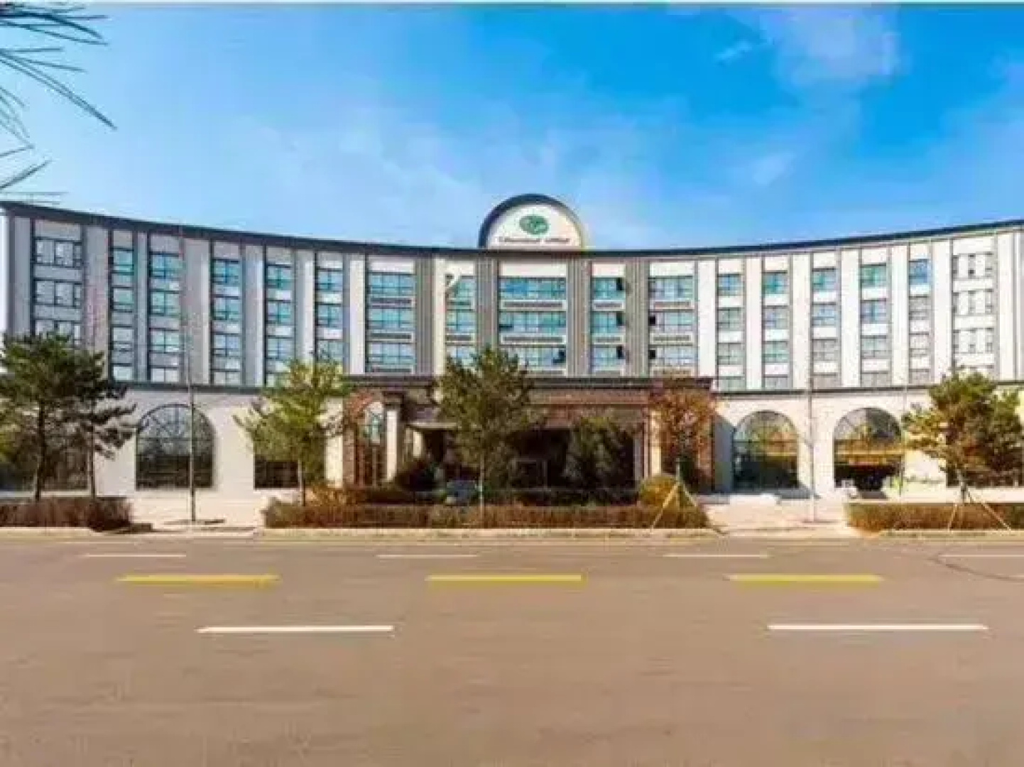 Sweetland Hotel Ji An
