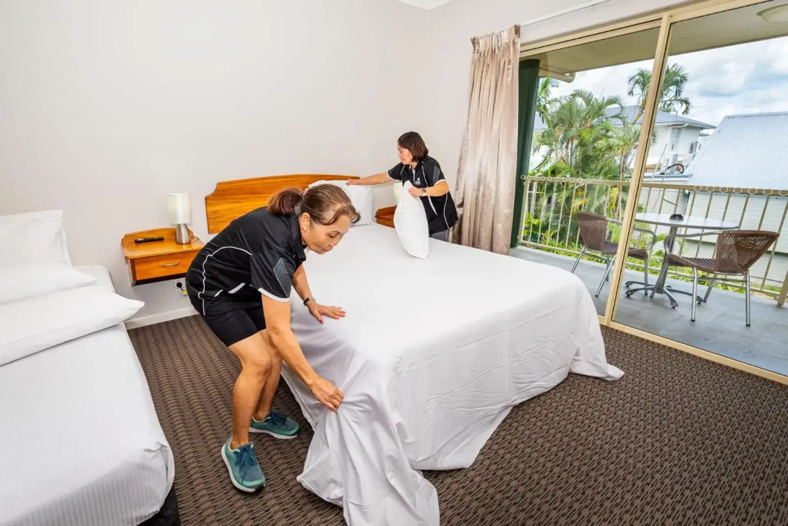 Shamrock Gardens Motel