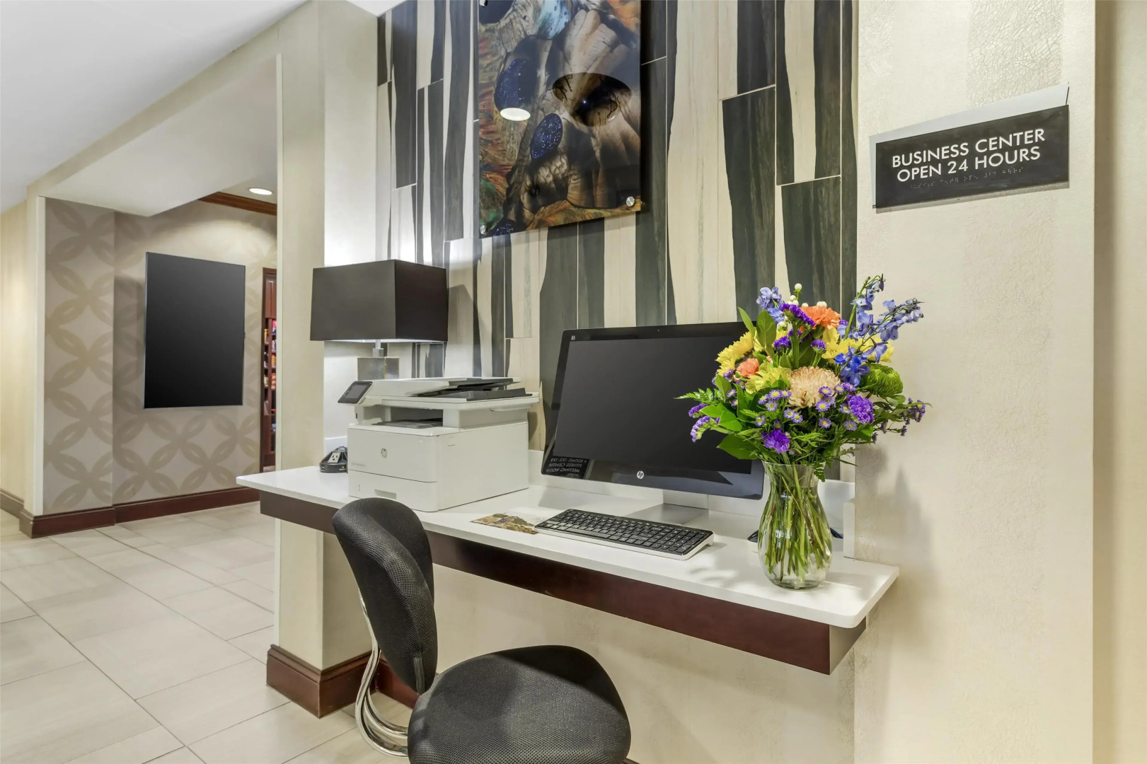 Best Western Plus River Escape Inn & Suites