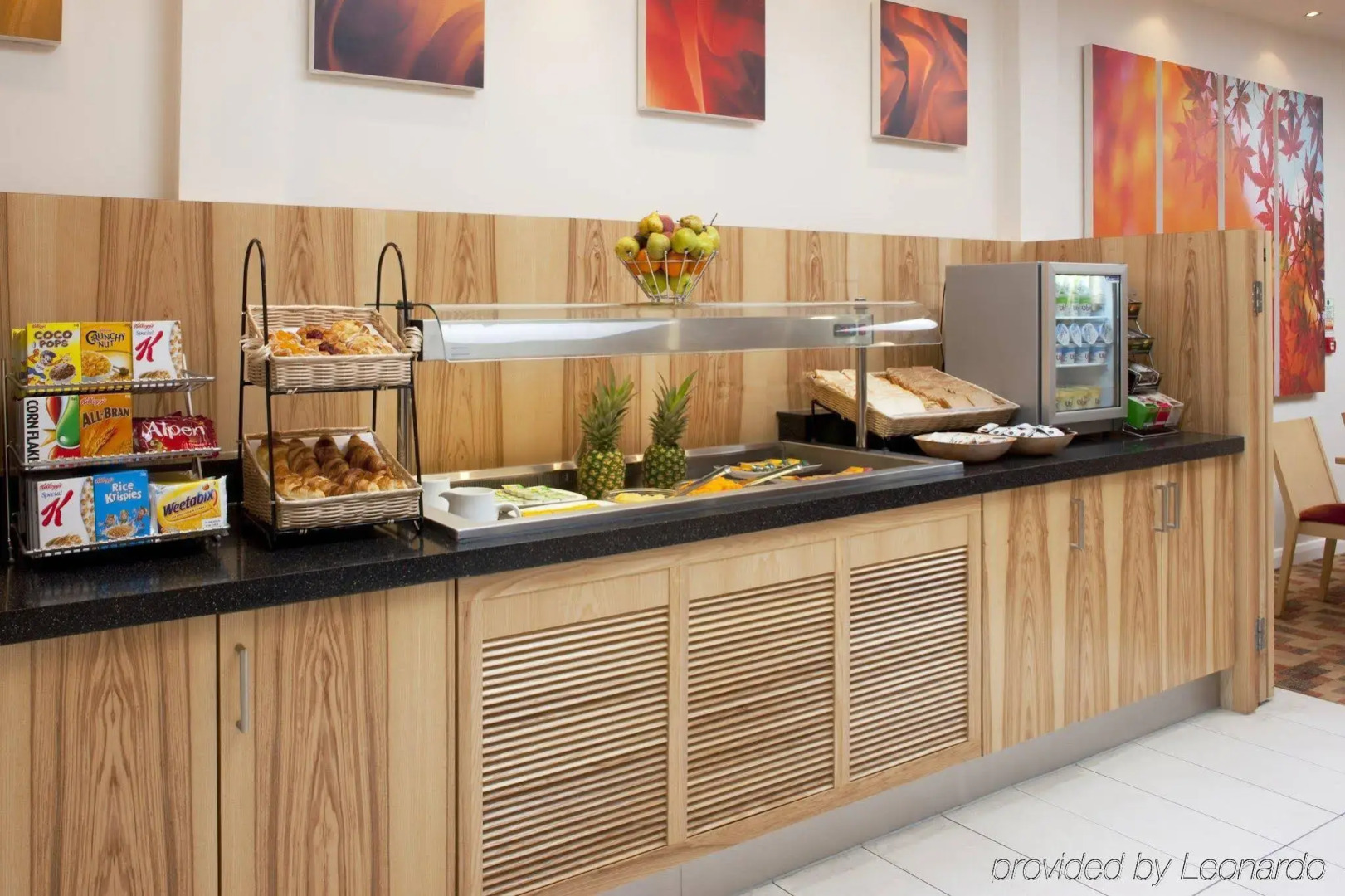 Holiday Inn Express London-Watford Junction by IHG