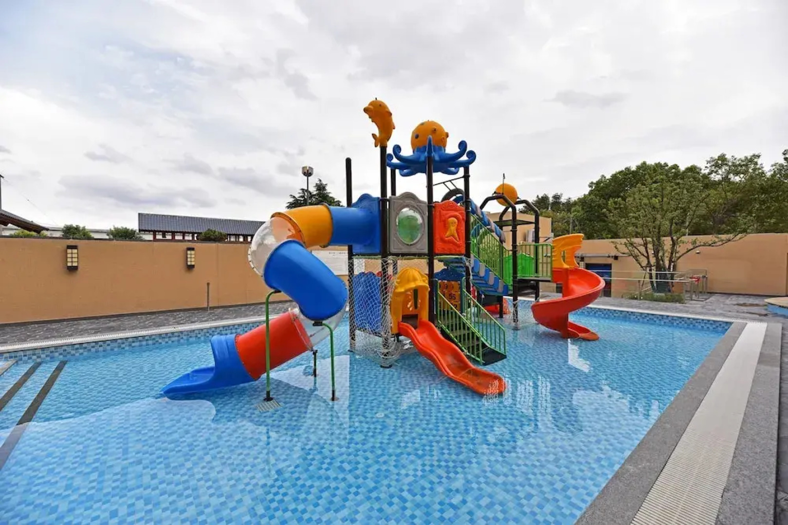 Jiletang Hot Spring Hotel