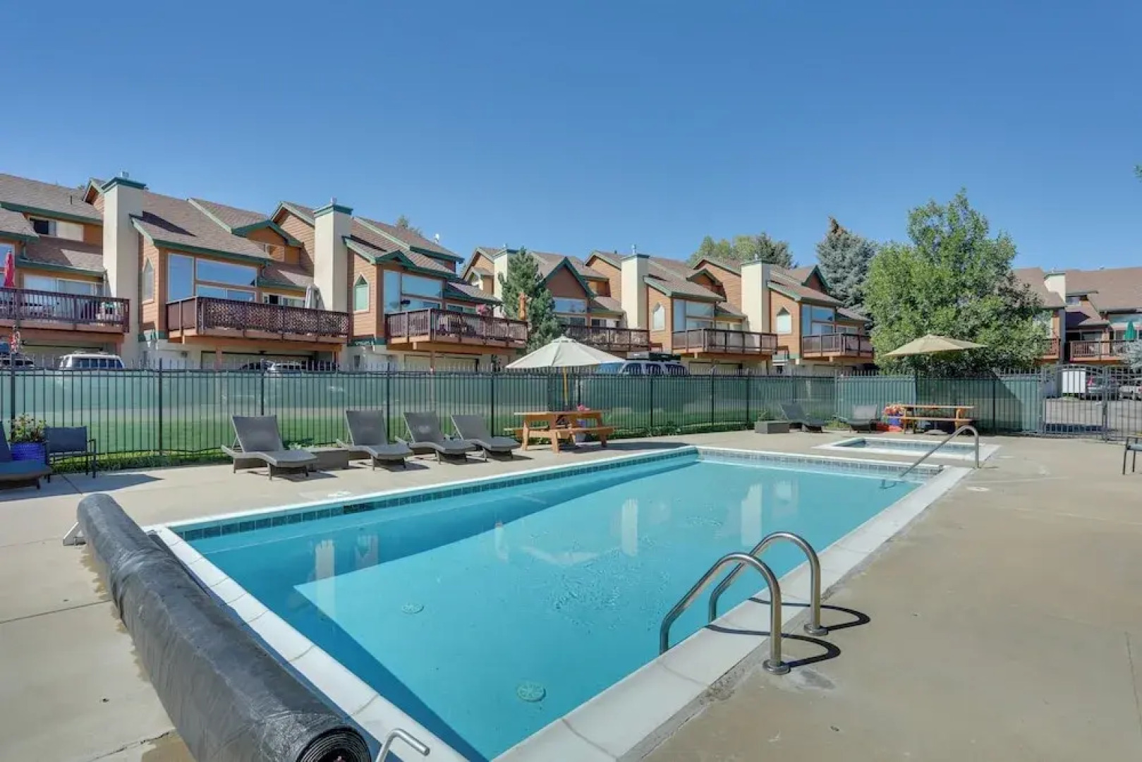 Edwards Townhome ~ 4 Mi to Beaver Creek Resort!