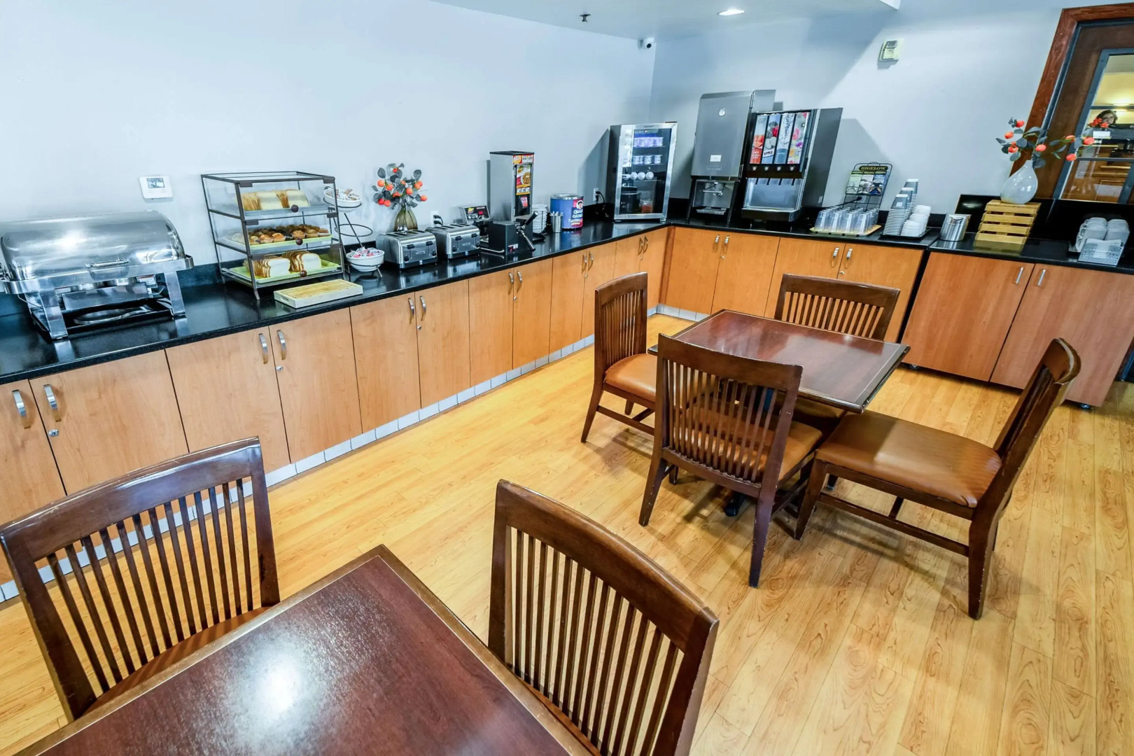 Country Inn & Suites by Radisson, Ontario at Ontario Mills, CA