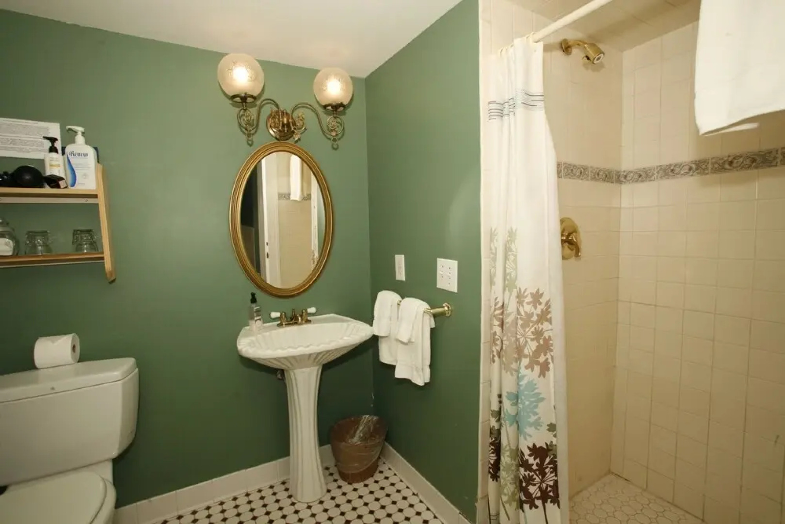 George Brooks House B&B