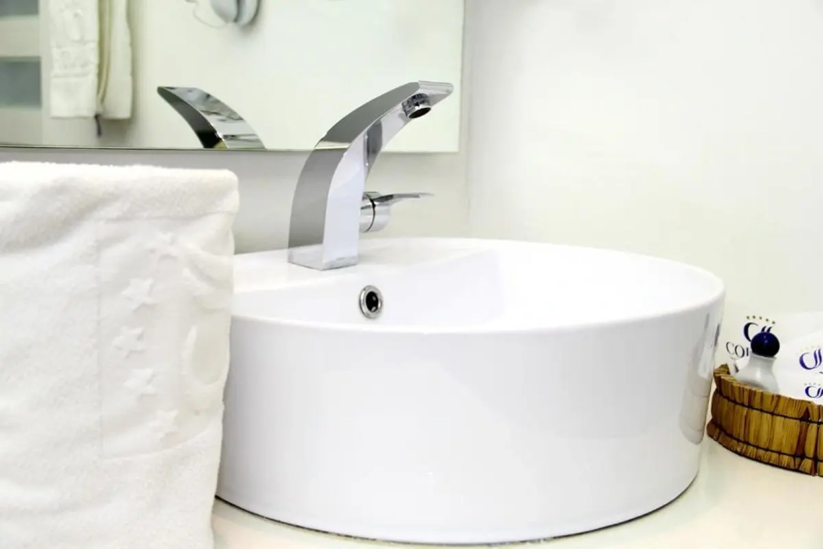 Country International Hotel