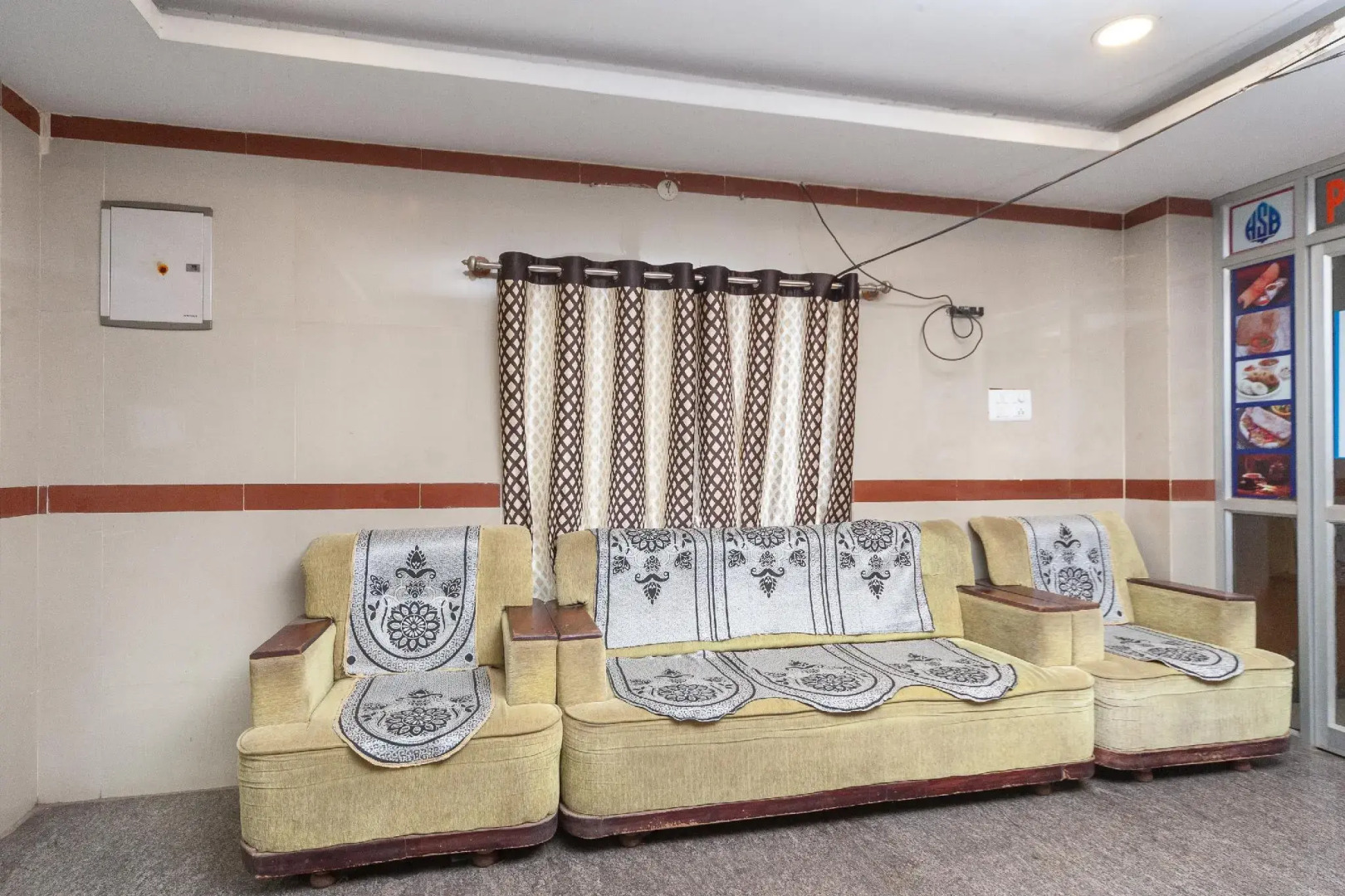 OYO Flagship 26862 Hotel Sri Shiva Shakti