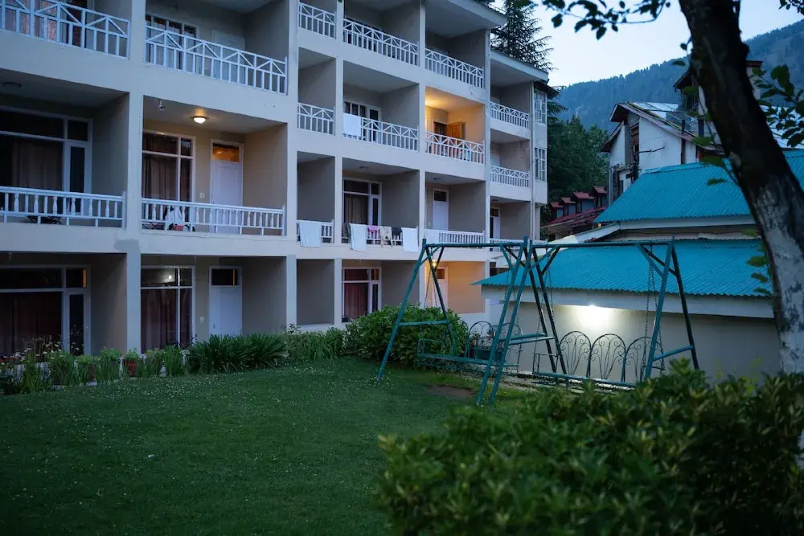 OYO Premium Log Huts