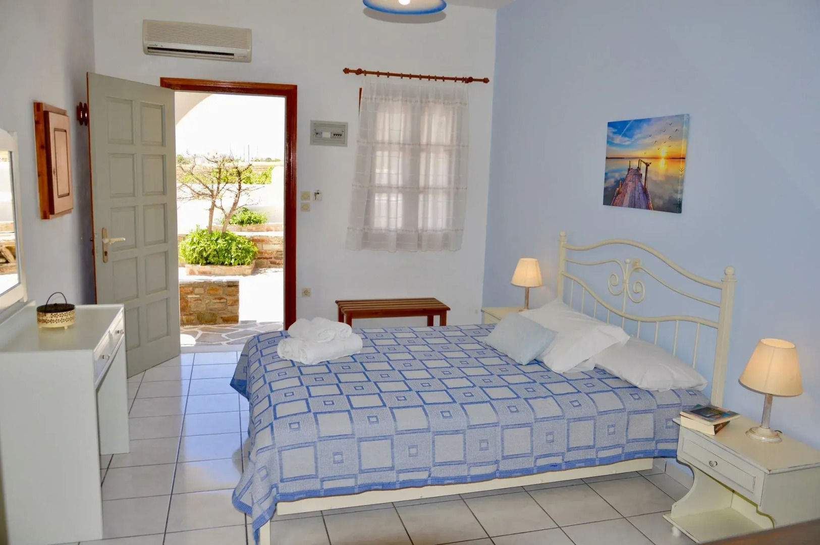 Zanneta Apartments and Suites