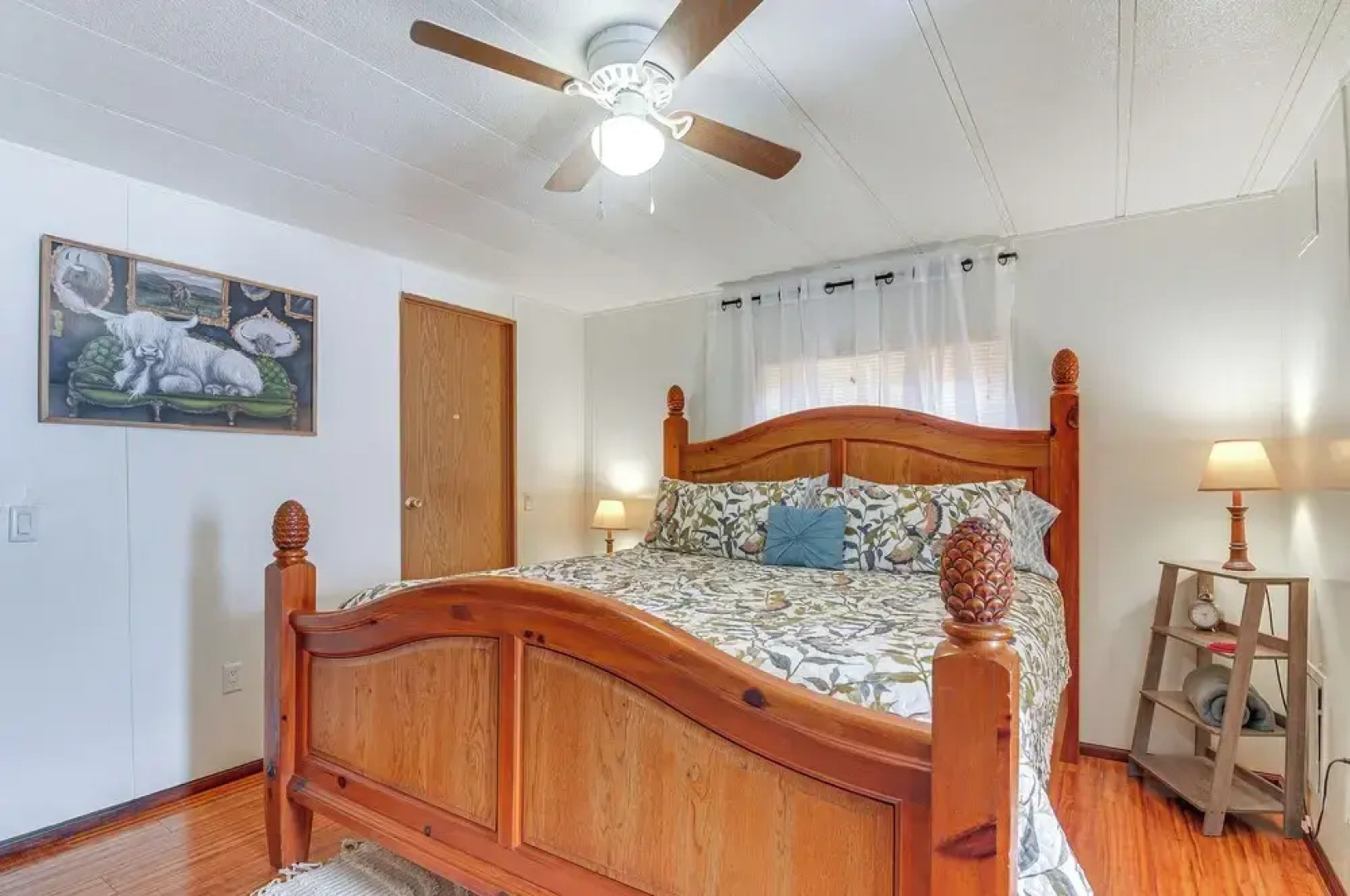 Pet-friendly Page Home ~ 4 Mi to Lake Powell!