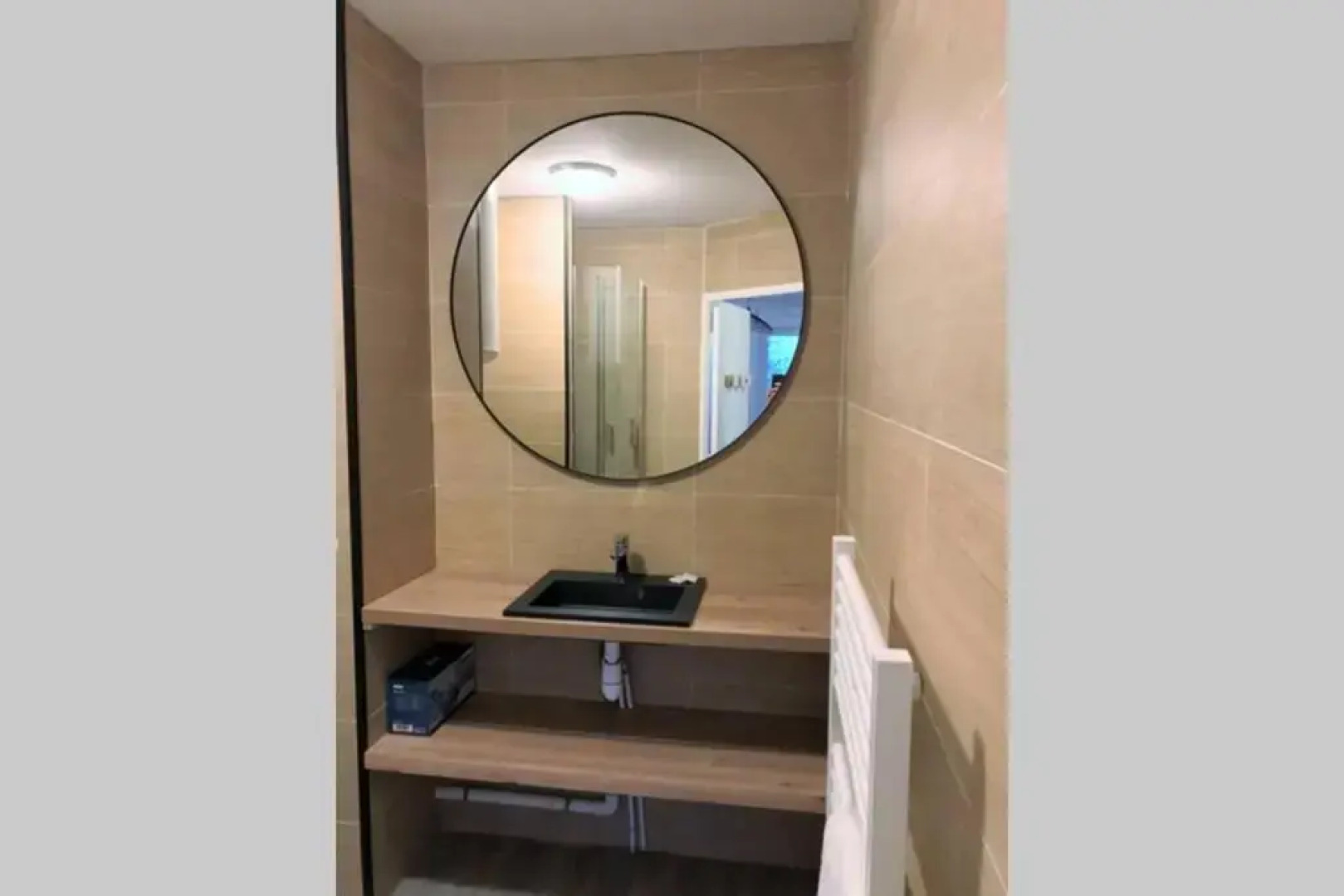 Bel appartement design tout confort (Parking Gratuit) à 10 minutes de Bordeaux