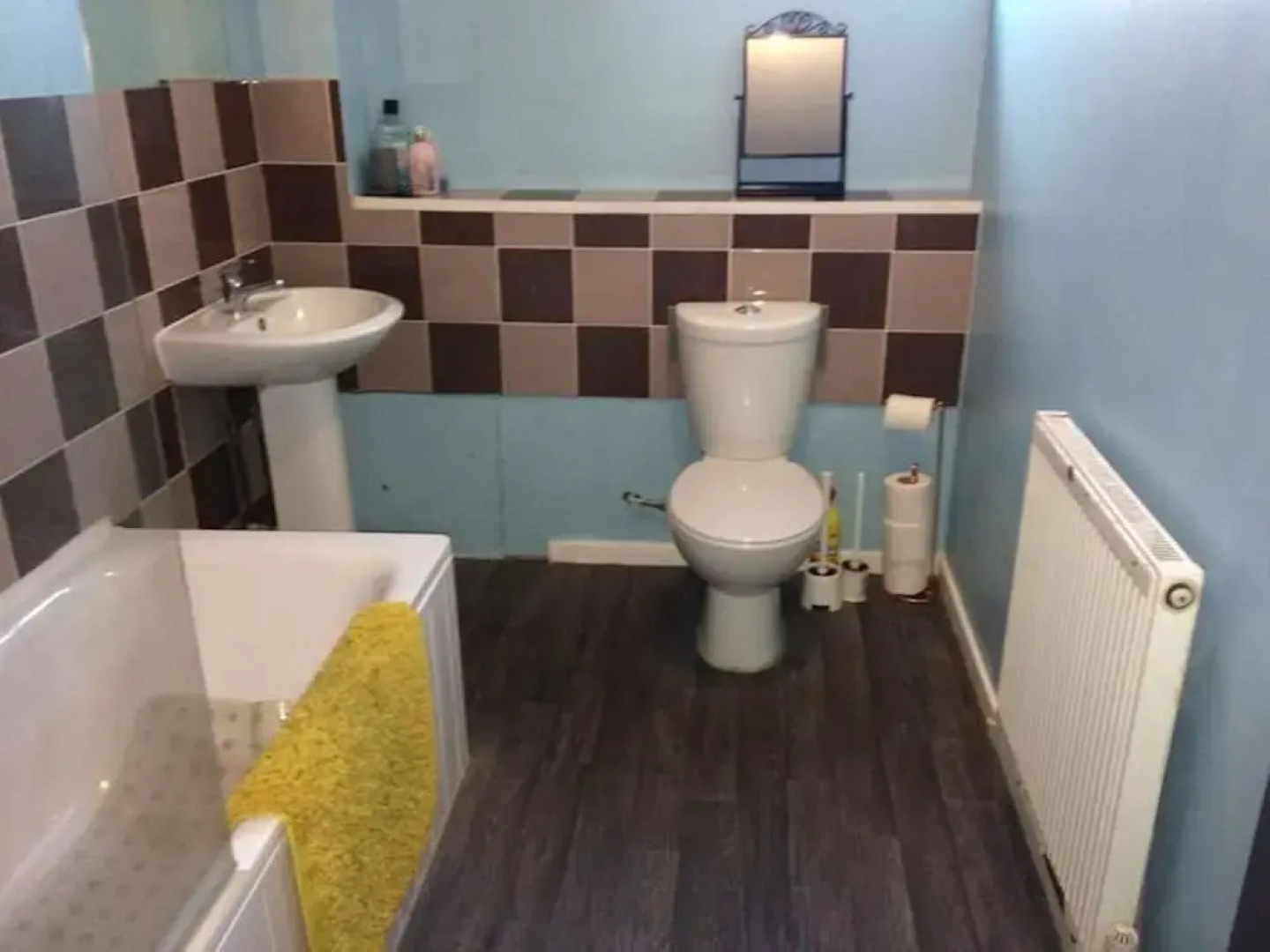 New Cross Mews 4 Bedroom 2 Bathrooms Fast Wifi Parking Sleeps up to 12