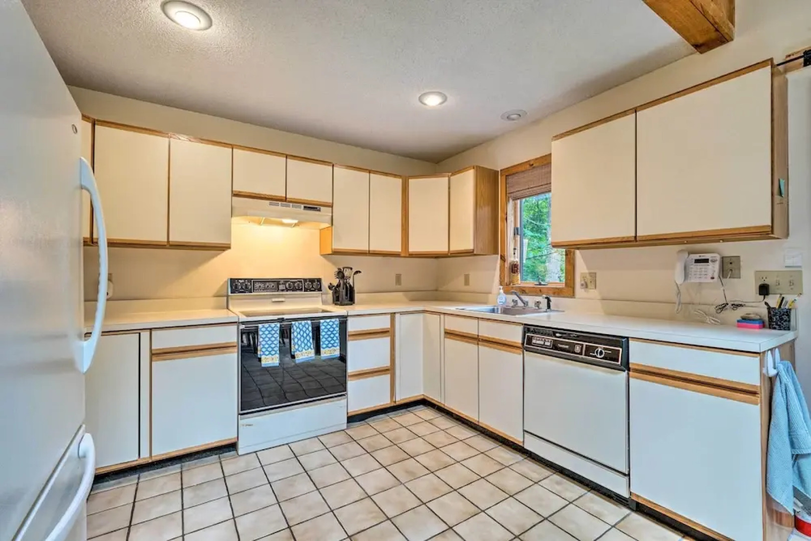 Spacious Dover Home w/ Sauna < 5 Miles to Ski!