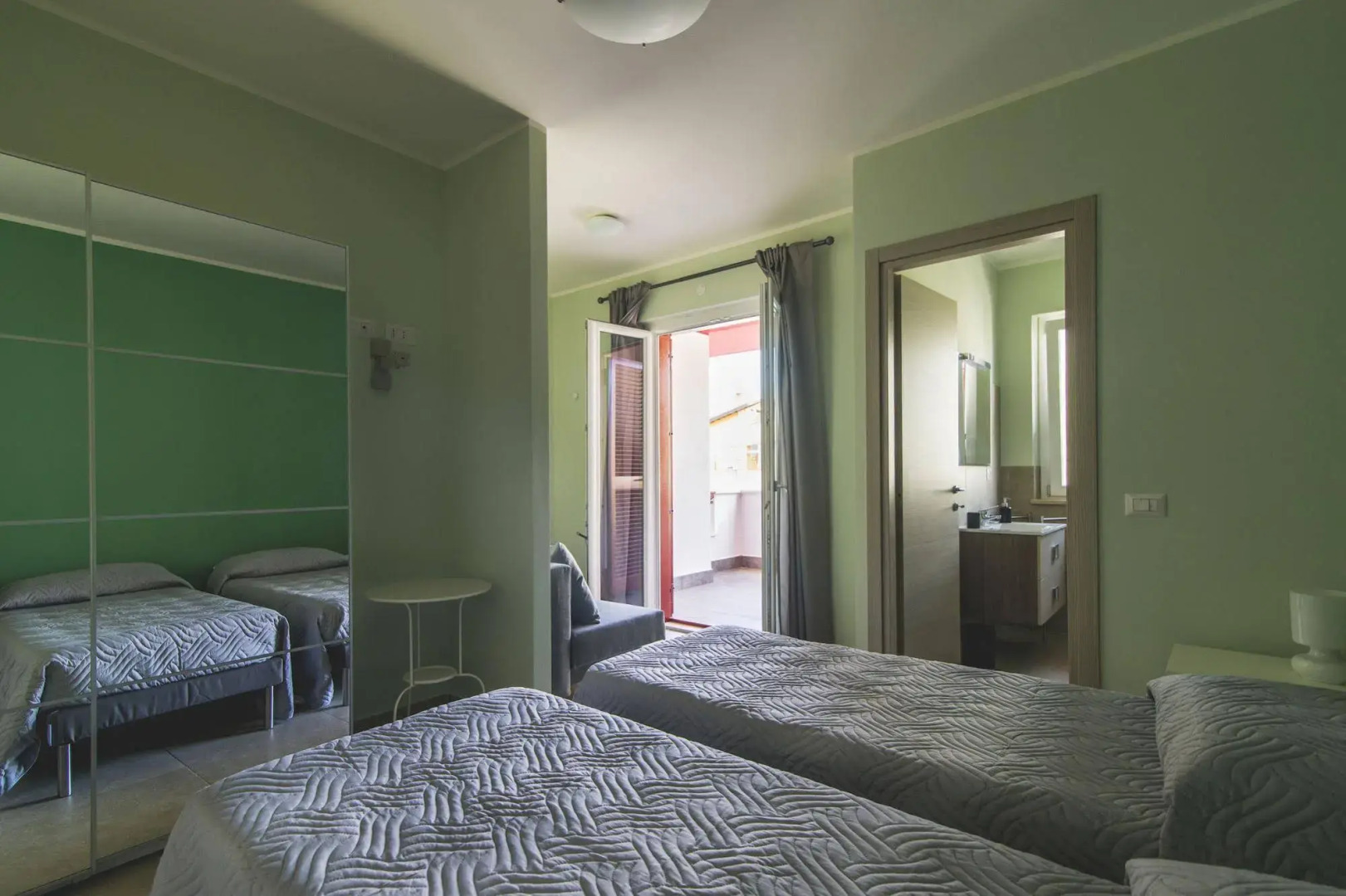 Guest House Roma Express