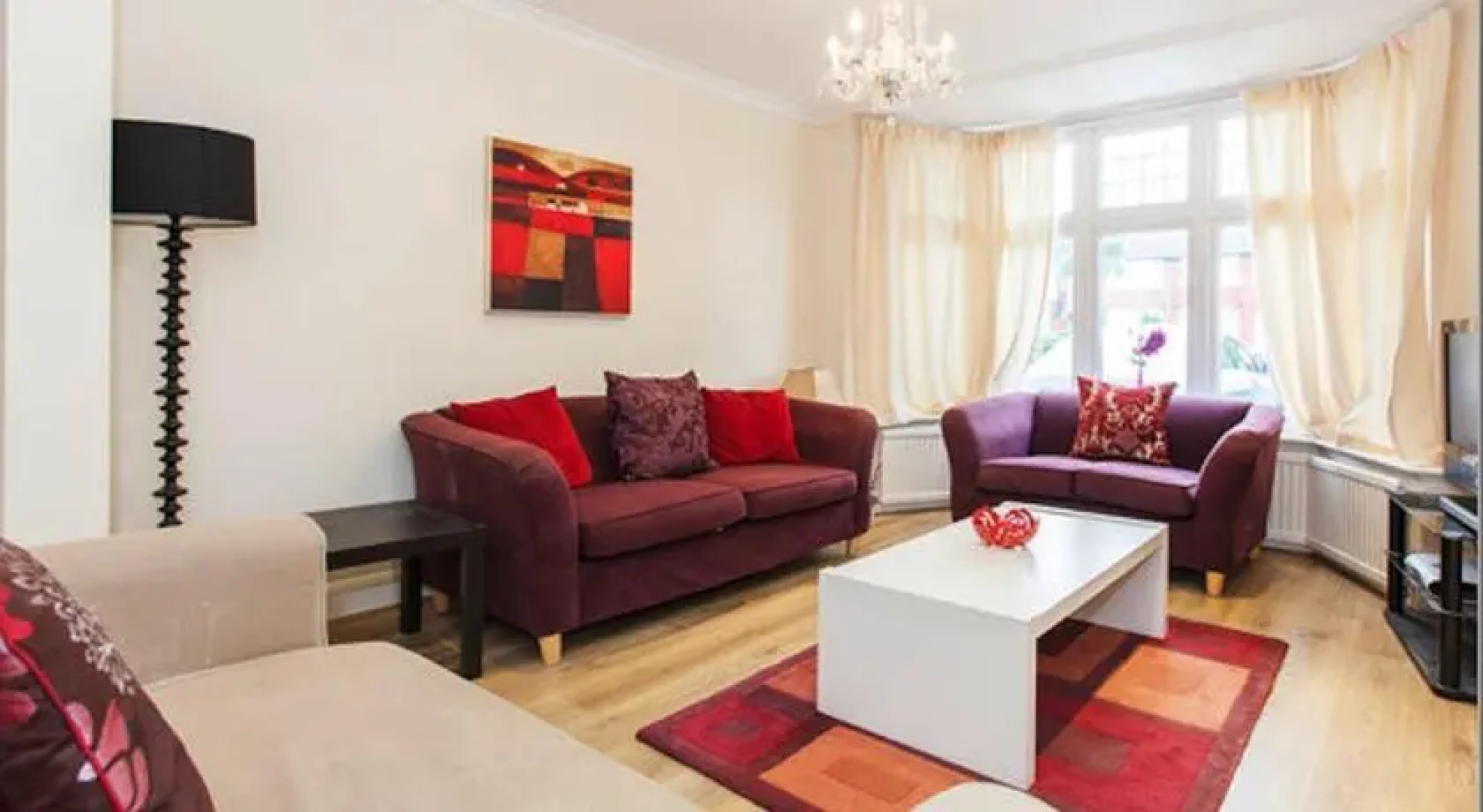 Three-Bedroom House on The Vale