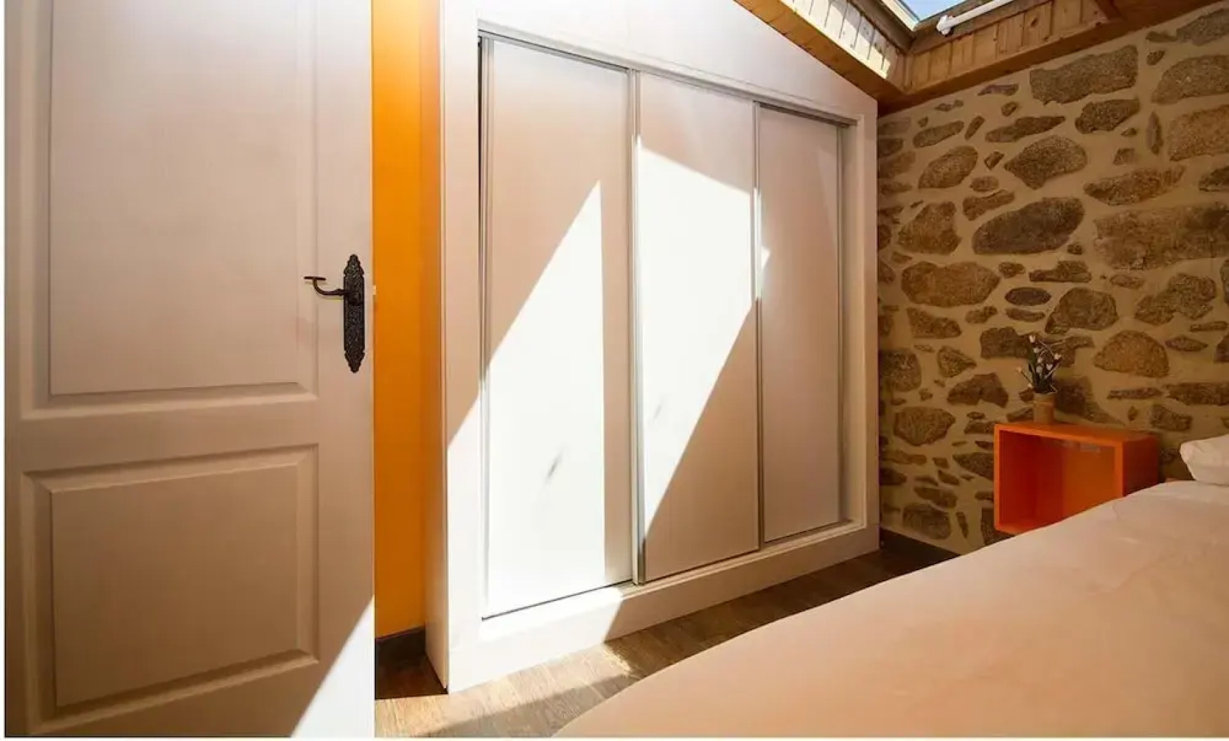 House - 3 Bedrooms with WiFi - 107749