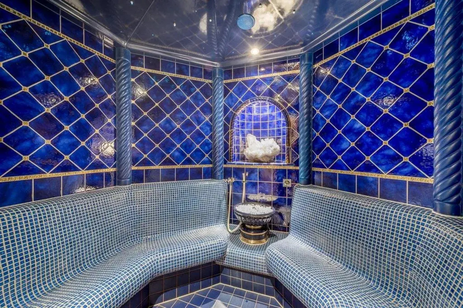 Aktiv- & Wellnesshotel Bergfried