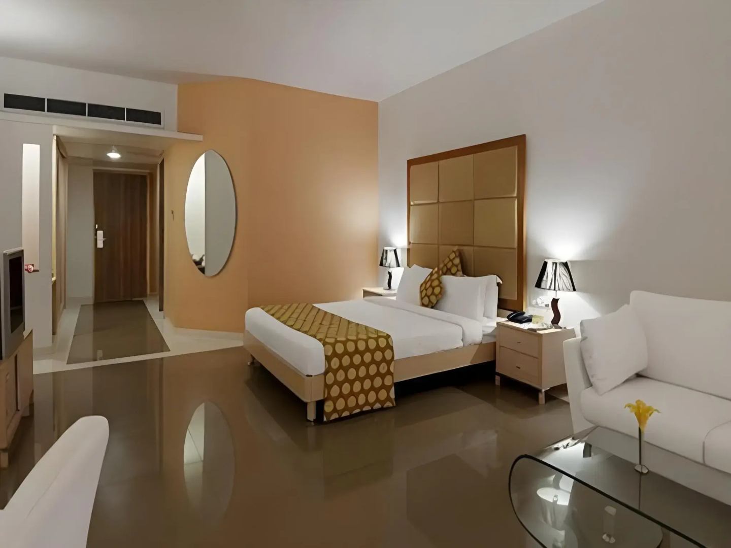 Seasons Hotel