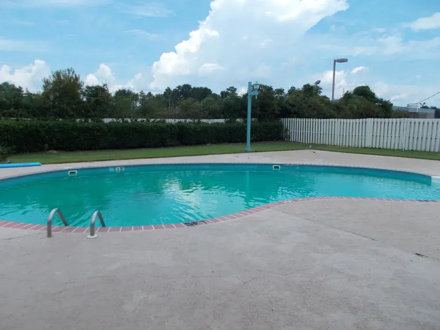 Magnuson Hotel Hattiesburg