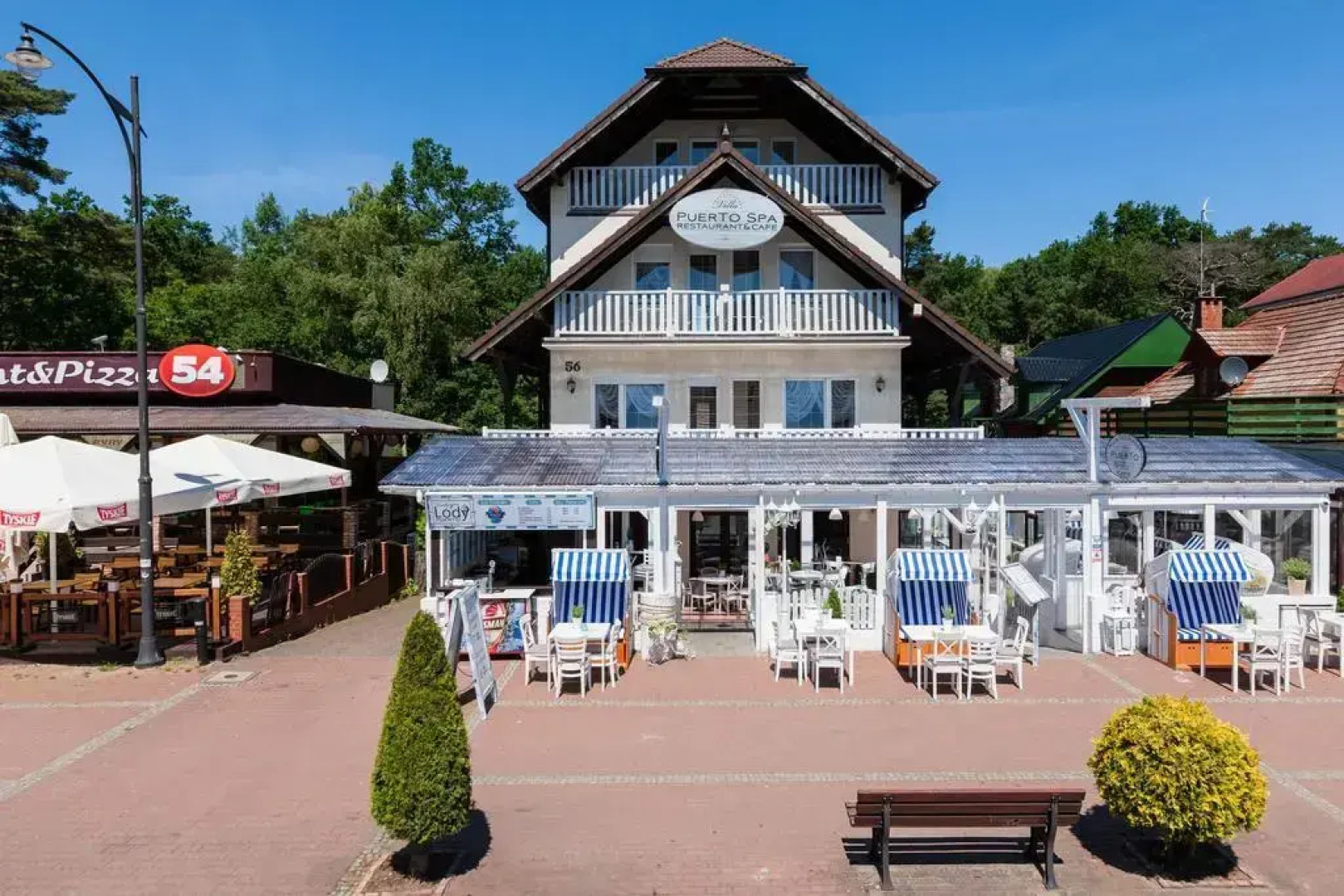 Villa Puerto Restaurant & Cafe