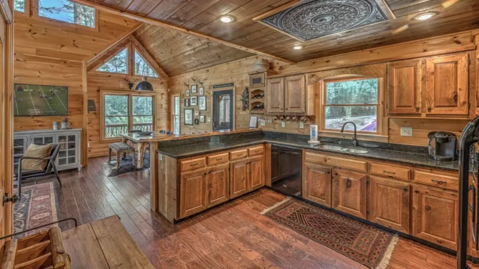 Aska Pines by Escape to Blue Ridge