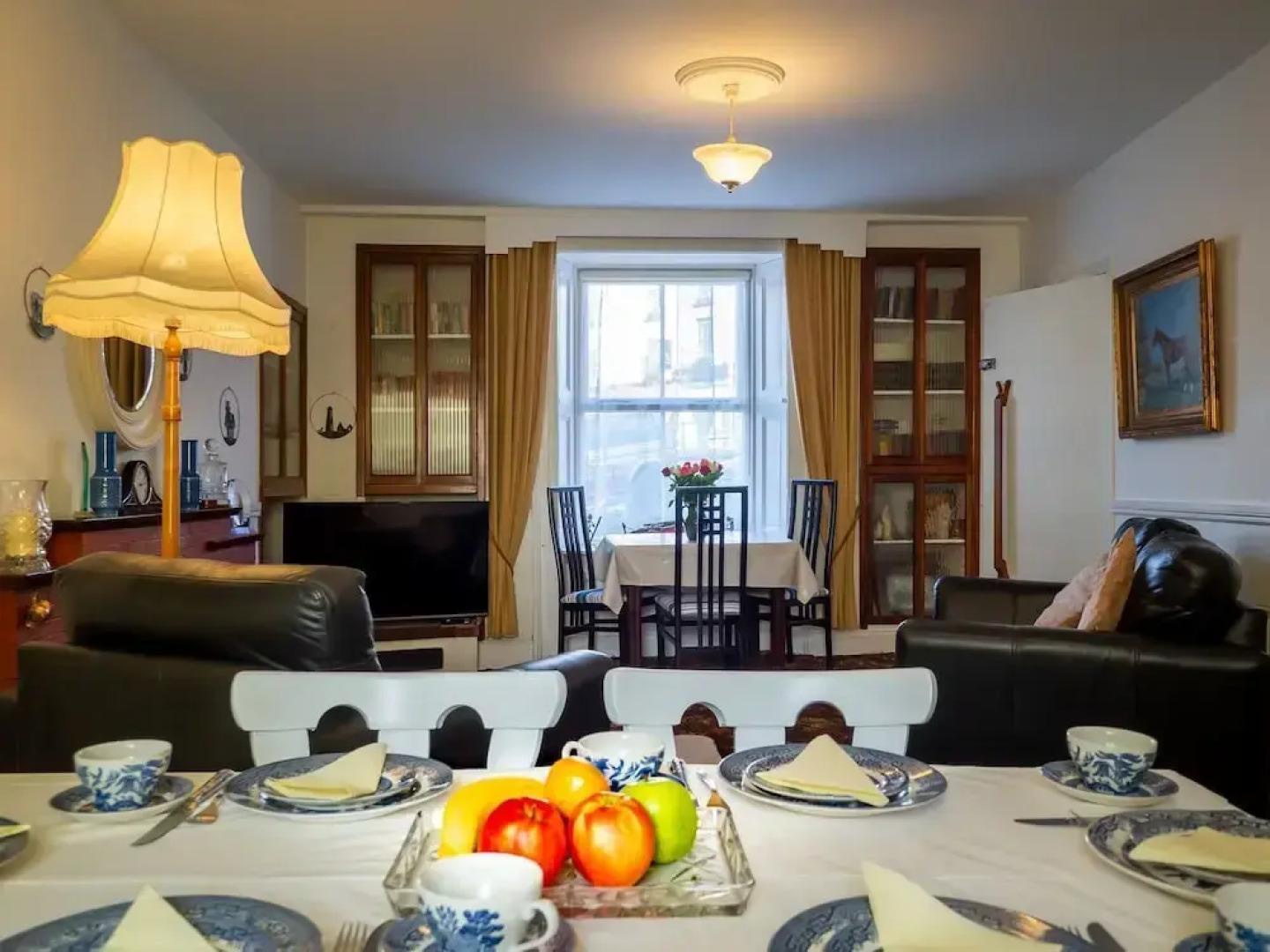 Clifden White Heather House