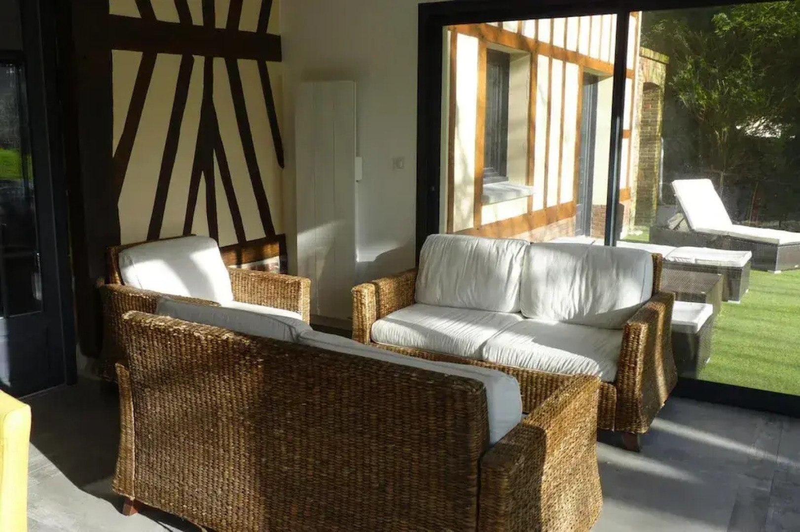 Townhouse Near Bay of Somme and Beaches