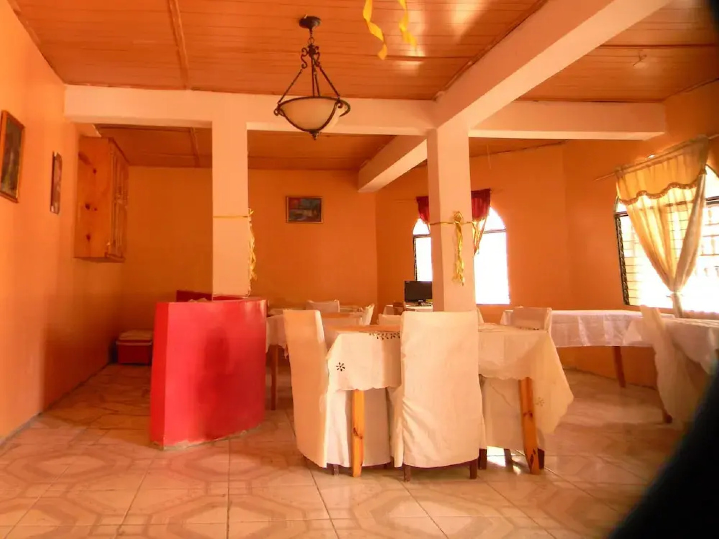 Hotel De La Decouverte