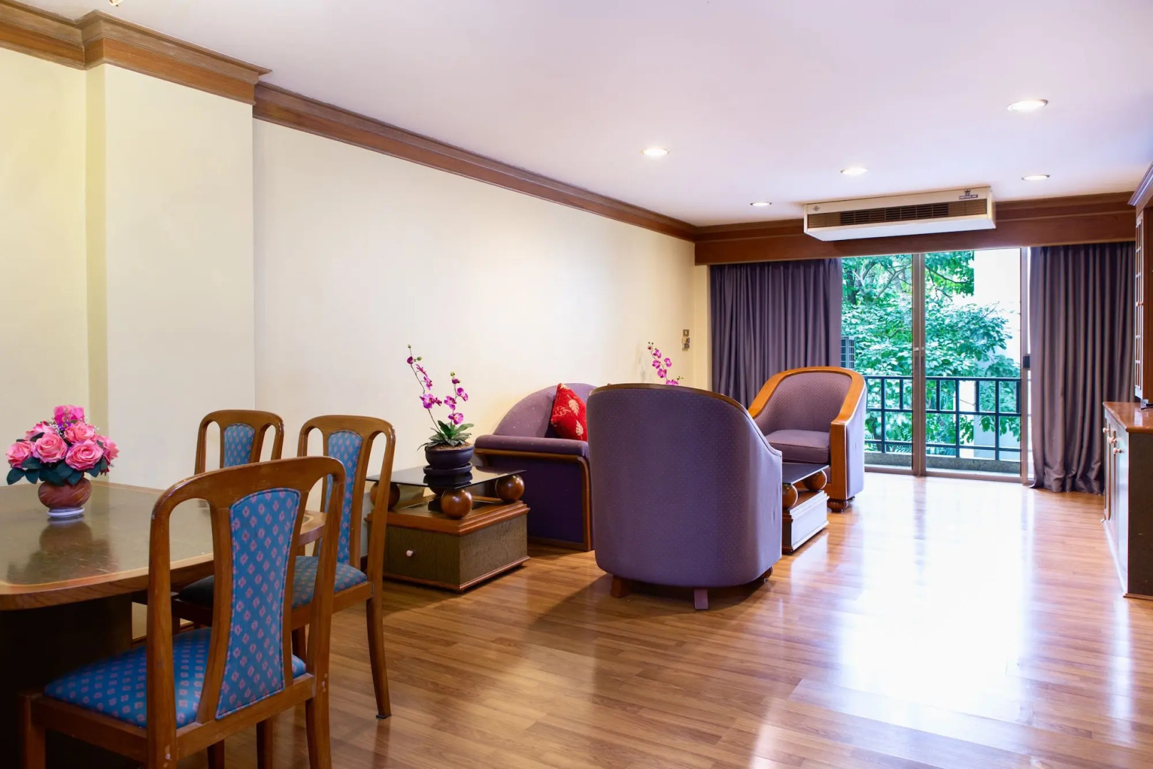 Town In Town Garden Resort