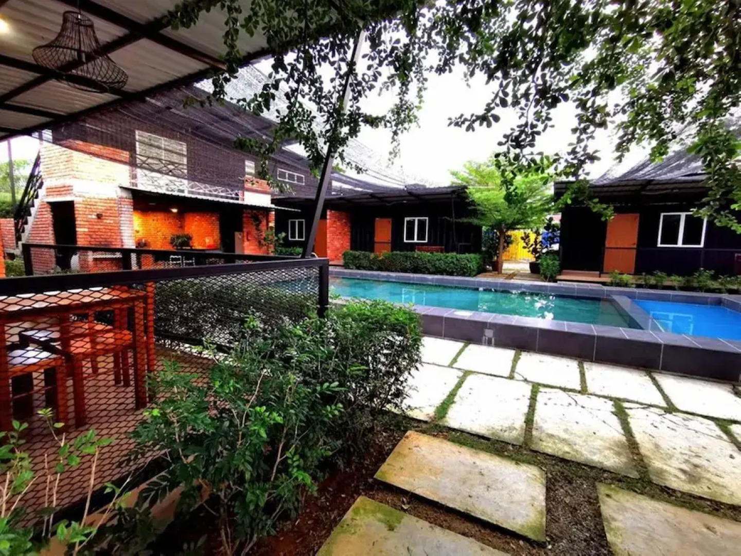 Petak Padin Cottage by The Pool