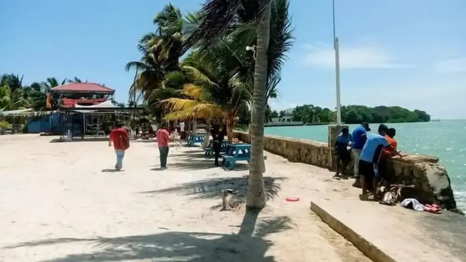 Maximum Beach Hotel