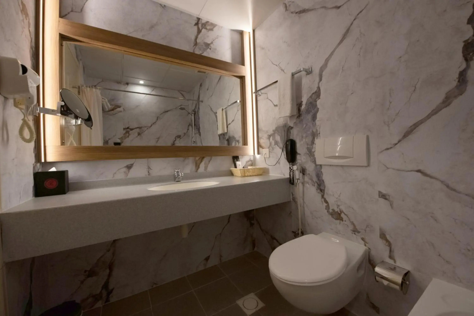 Отель Ramee Guestline Qurum